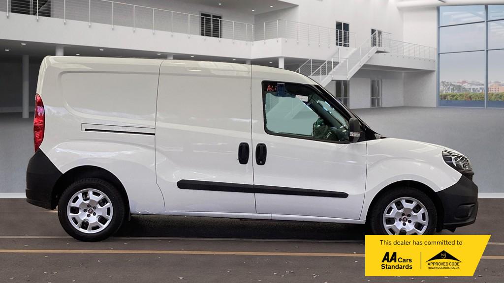 Fiat Doblo 1.6 MultiJetII Maxi Tecnico Panel Van 6dr Diesel Manual L2 H1 Euro 6 (s/s) (105 bhp)