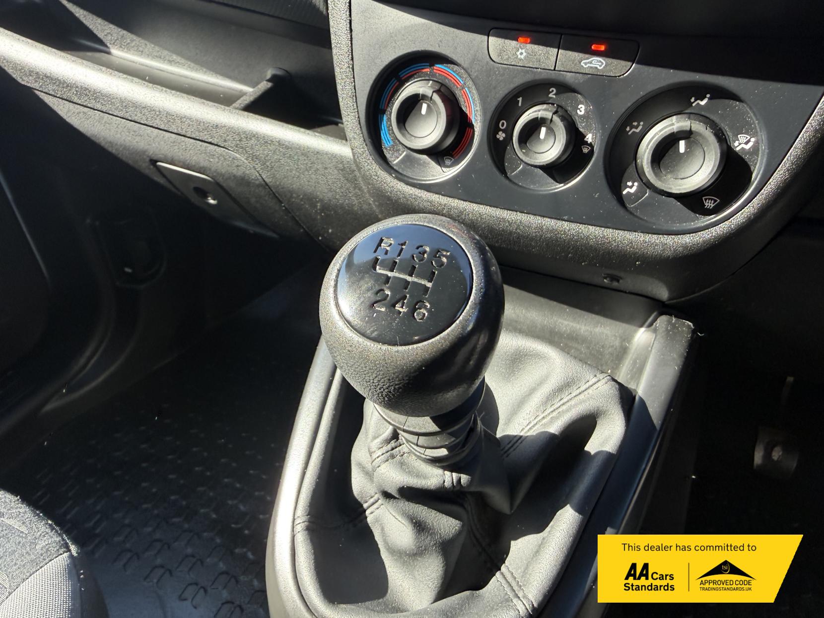 Fiat Doblo 1.6 MultiJetII Maxi Tecnico Panel Van 6dr Diesel Manual L2 H1 Euro 6 (s/s) (105 bhp)