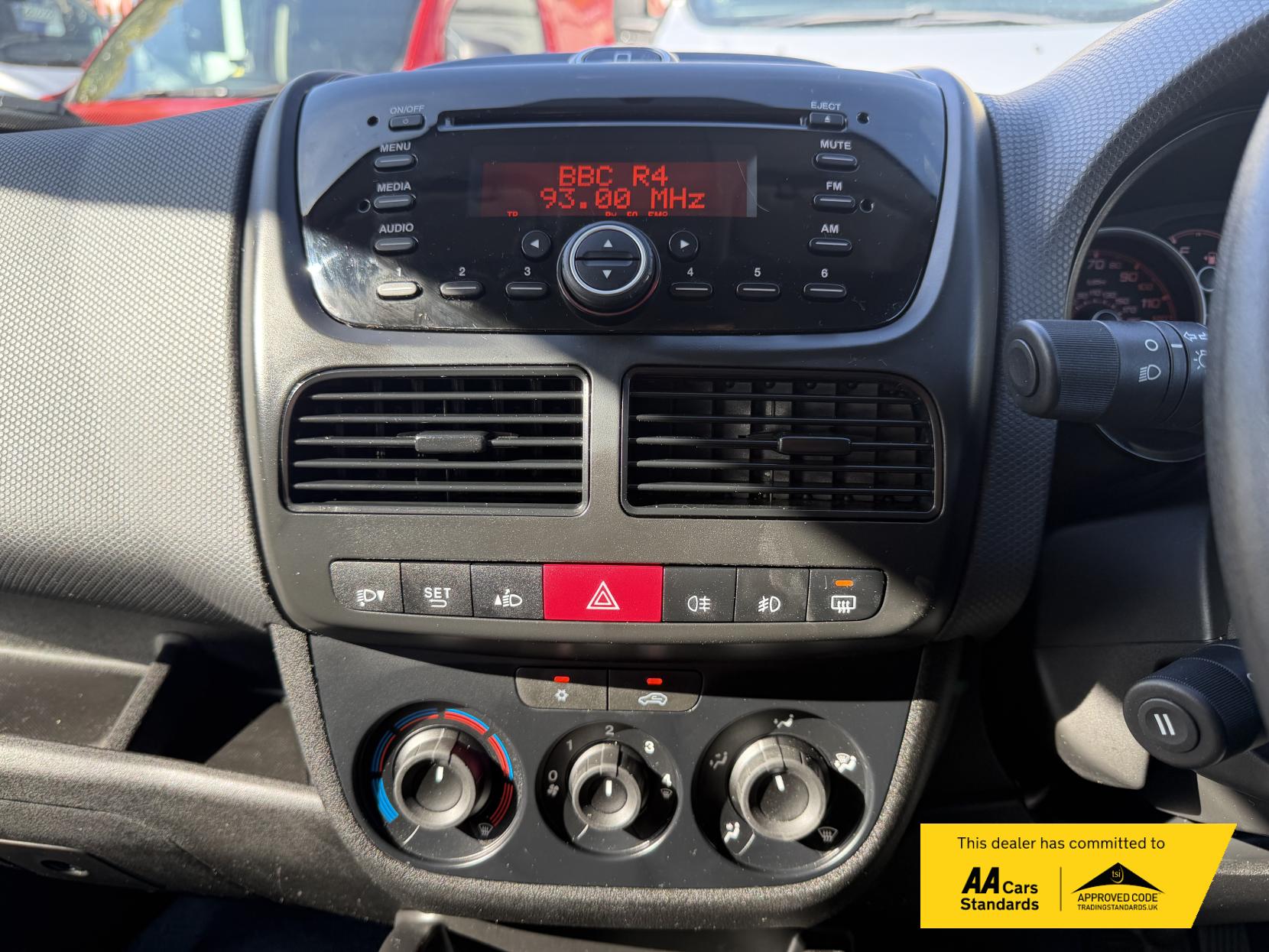 Fiat Doblo 1.6 MultiJetII Maxi Tecnico Panel Van 6dr Diesel Manual L2 H1 Euro 6 (s/s) (105 bhp)