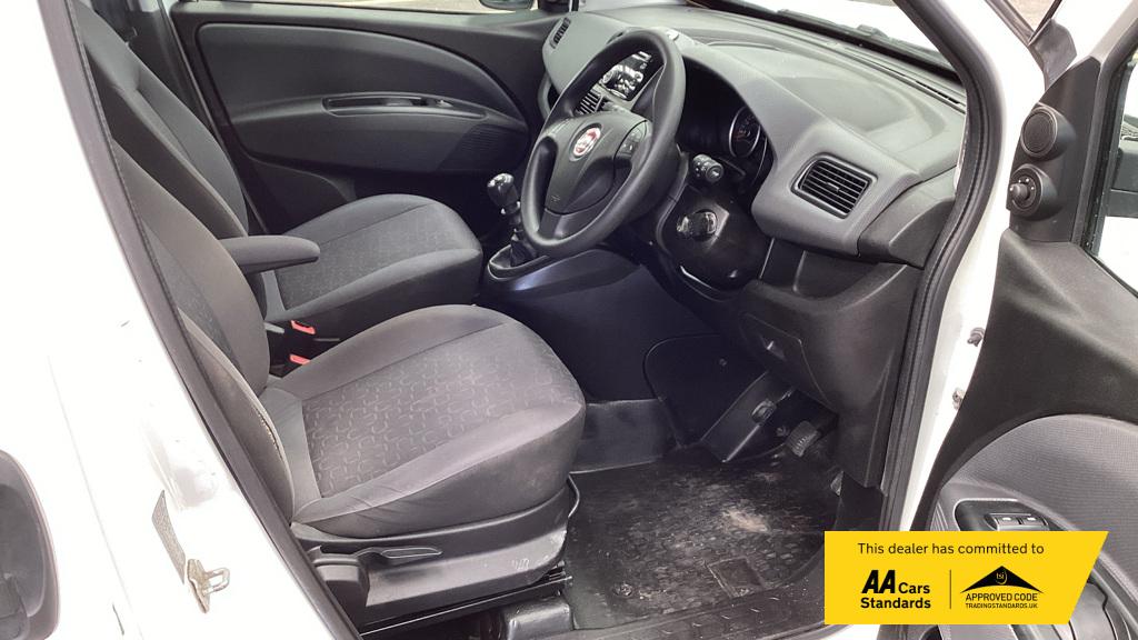 Fiat Doblo 1.6 MultiJetII Maxi Tecnico Panel Van 6dr Diesel Manual L2 H1 Euro 6 (s/s) (105 bhp)