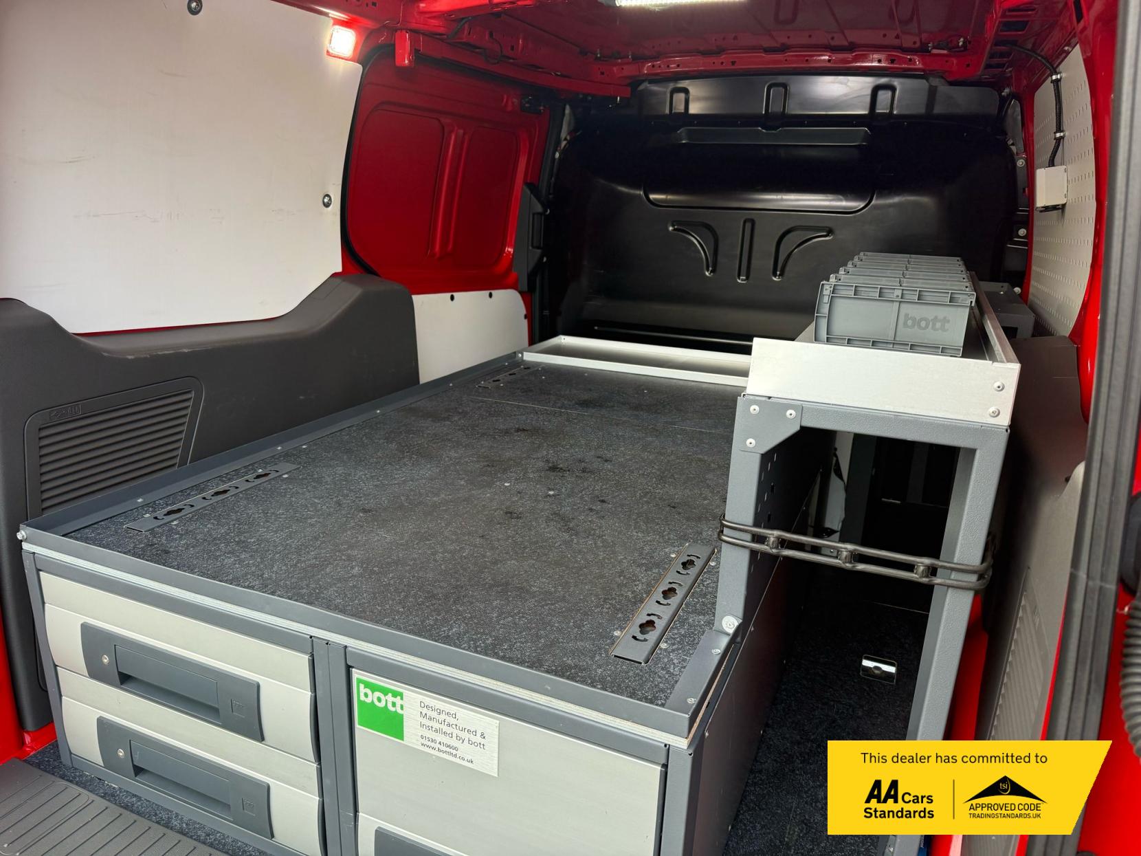 Ford Transit Connect 1.5 240 EcoBlue Limited Panel Van 5dr Diesel Manual L2 Euro 6 (s/s) (120 ps)