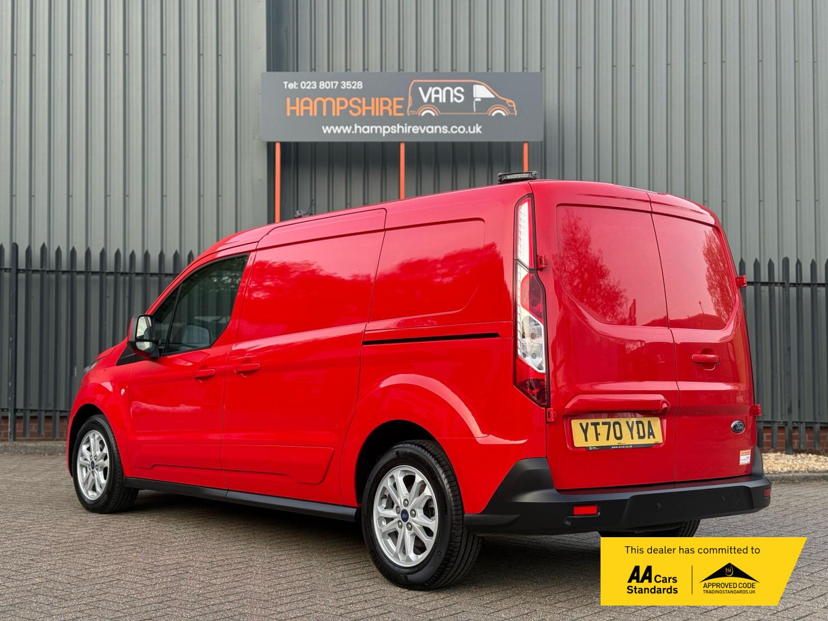 Ford Transit Connect 1.5 240 EcoBlue Limited Panel Van 5dr Diesel Manual L2 Euro 6 (s/s) (120 ps)