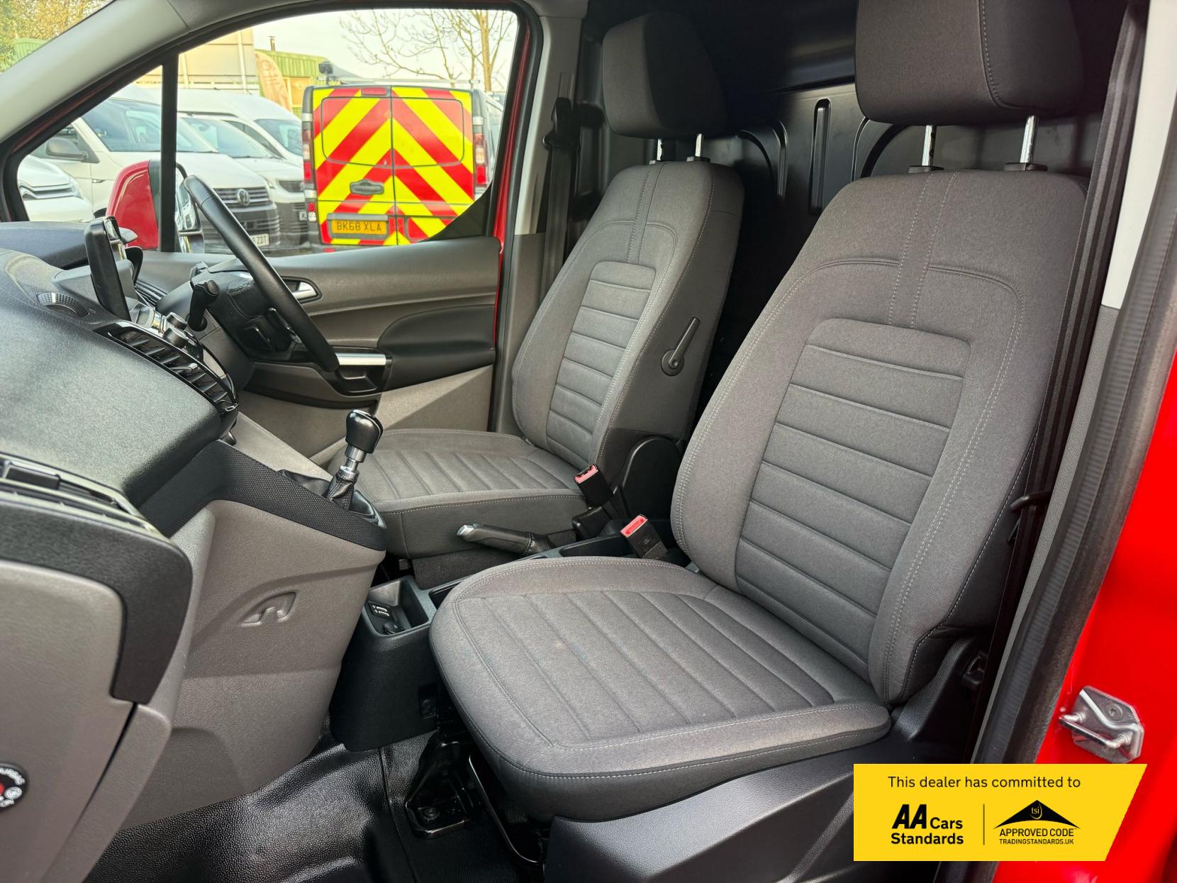 Ford Transit Connect 1.5 240 EcoBlue Limited Panel Van 5dr Diesel Manual L2 Euro 6 (s/s) (120 ps)