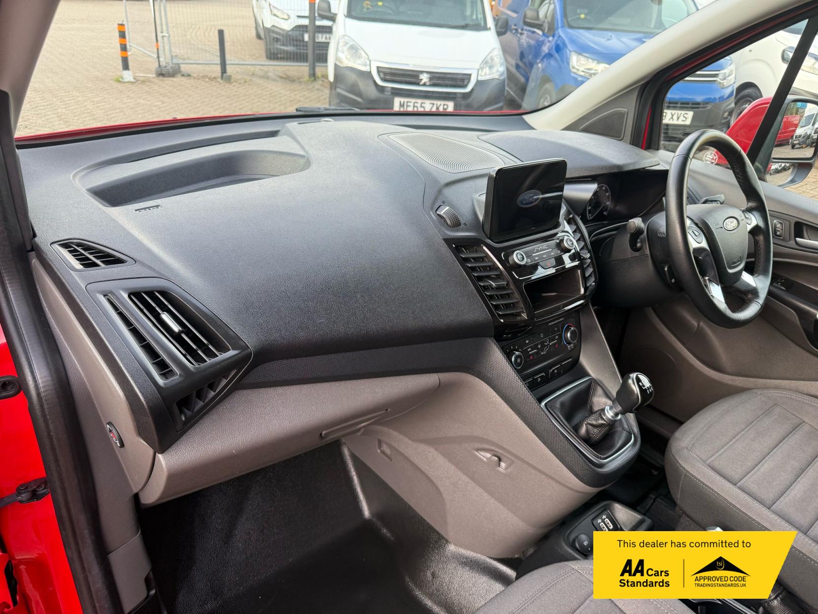 Ford Transit Connect 1.5 240 EcoBlue Limited Panel Van 5dr Diesel Manual L2 Euro 6 (s/s) (120 ps)