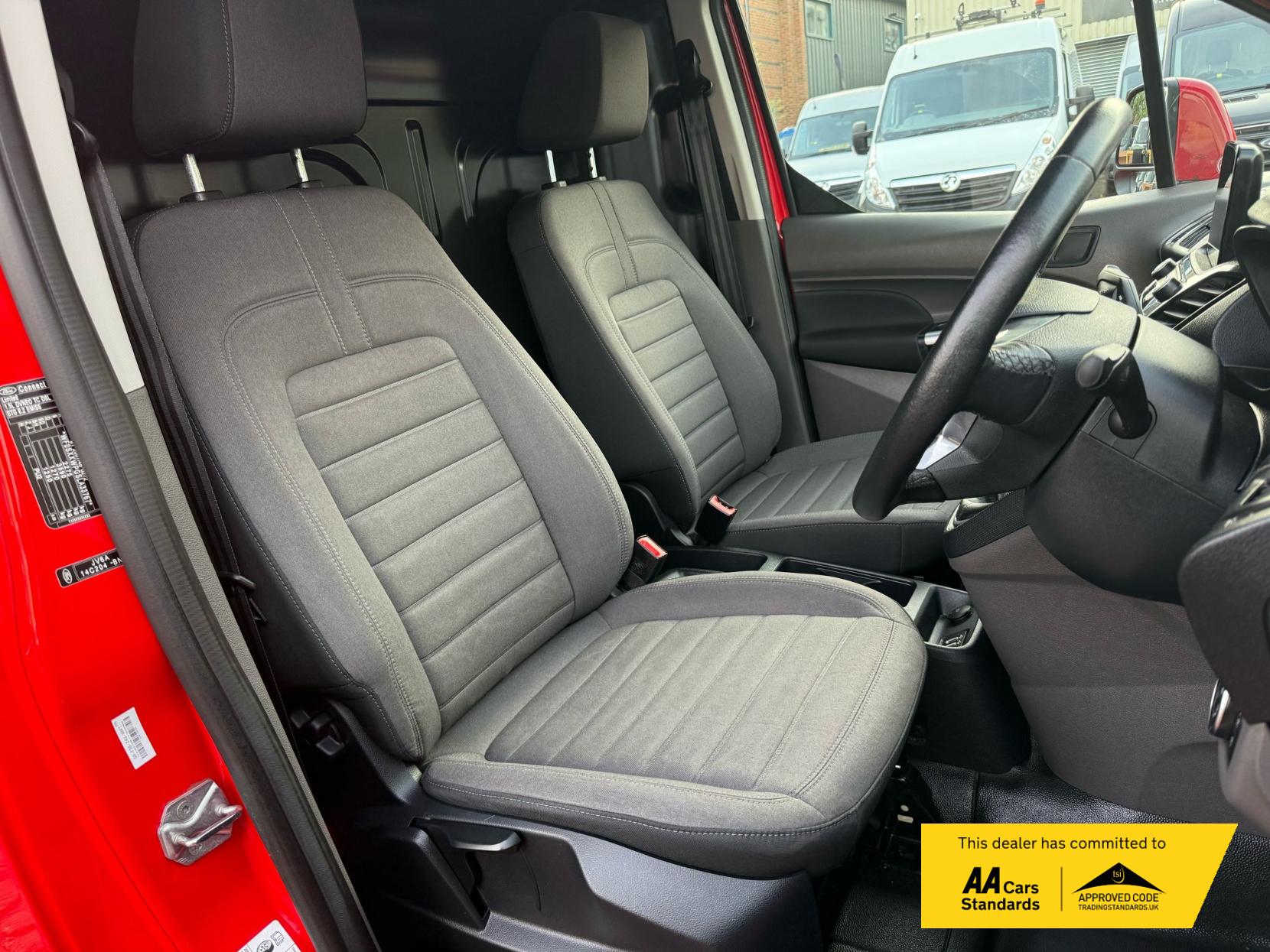 Ford Transit Connect 1.5 240 EcoBlue Limited Panel Van 5dr Diesel Manual L2 Euro 6 (s/s) (120 ps)