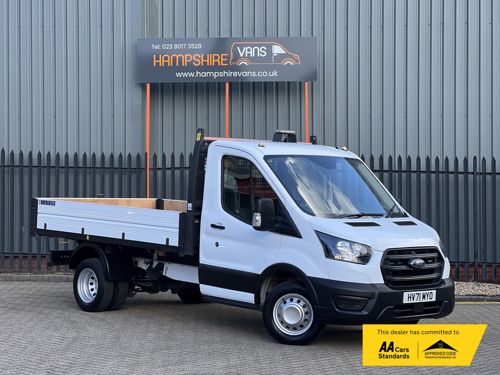 Ford Transit 2.0 350 EcoBlue Leader Tipper 2dr Diesel Manual RWD L2 Euro 6 (s/s) (1-Stop) (170 ps)