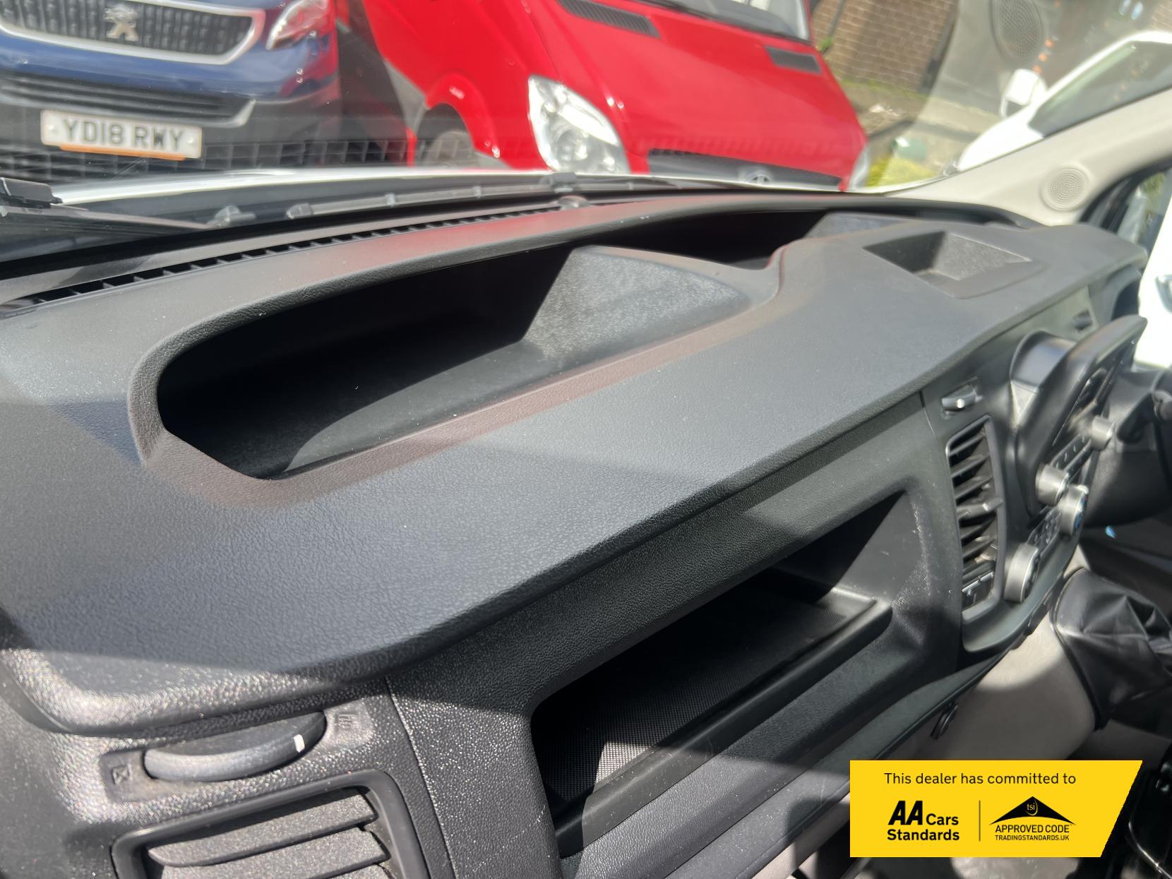 Ford Transit 2.0 350 EcoBlue Leader Tipper 2dr Diesel Manual RWD L2 Euro 6 (s/s) (1-Stop) (170 ps)