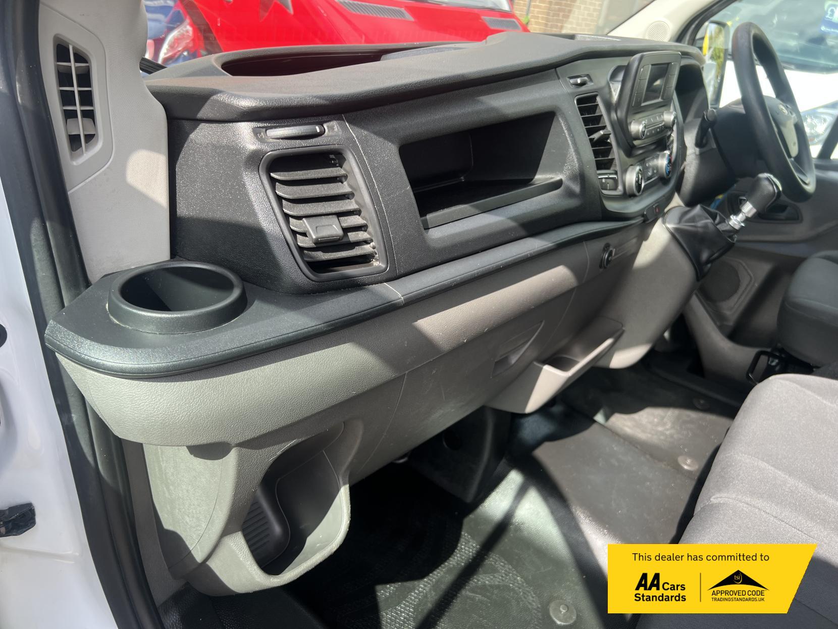 Ford Transit 2.0 350 EcoBlue Leader Tipper 2dr Diesel Manual RWD L2 Euro 6 (s/s) (1-Stop) (170 ps)