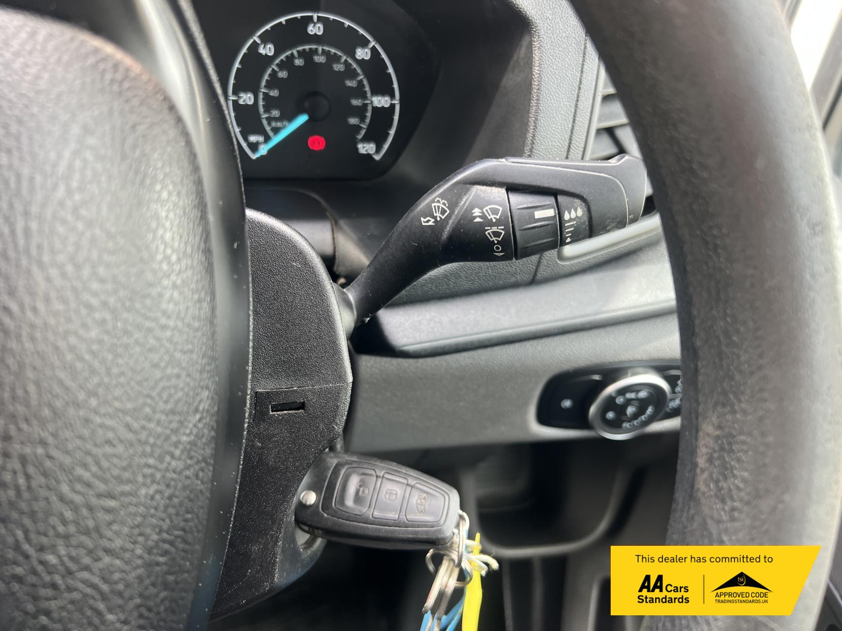 Ford Transit 2.0 350 EcoBlue Leader Tipper 2dr Diesel Manual RWD L2 Euro 6 (s/s) (1-Stop) (170 ps)