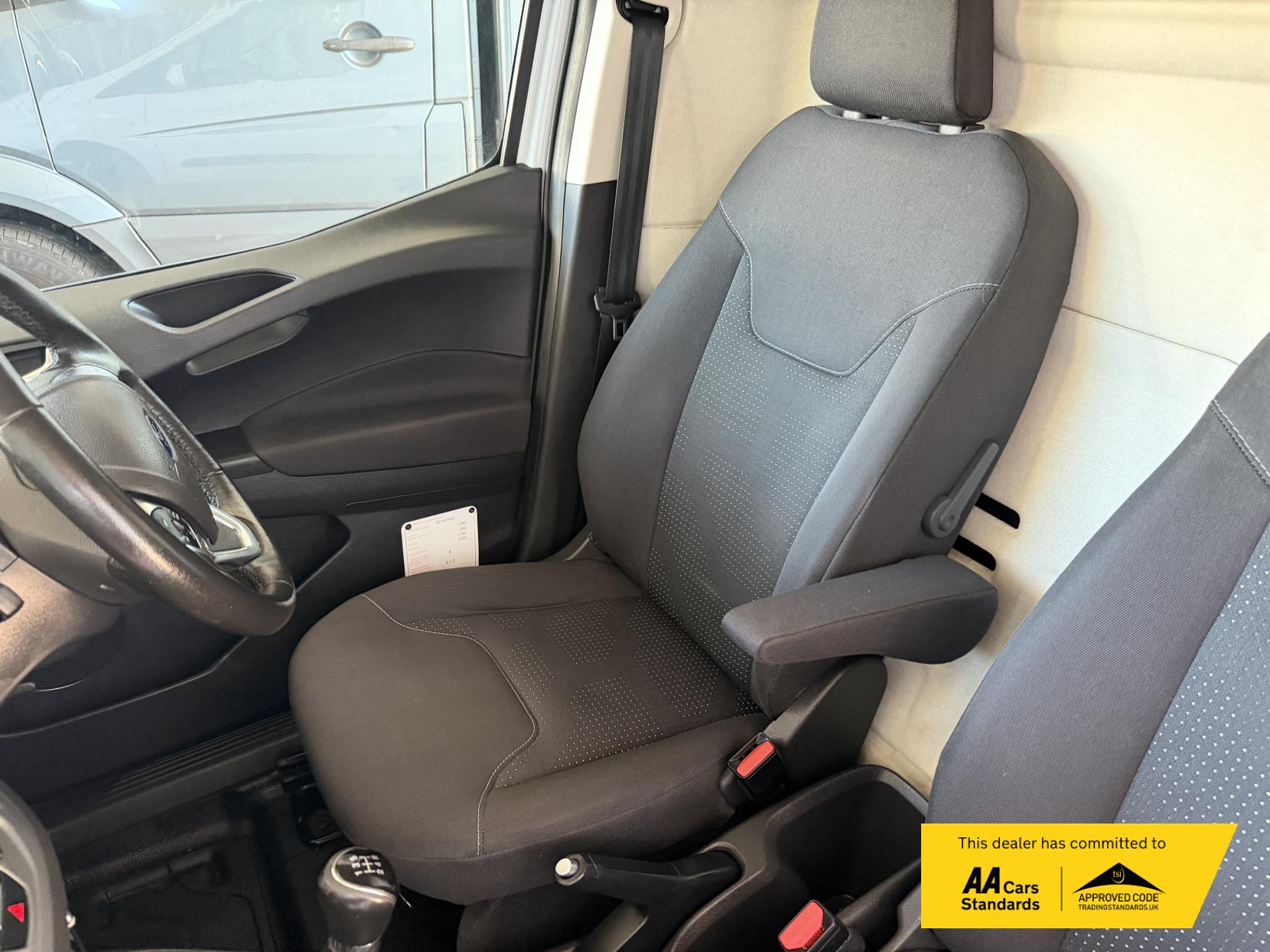 2018 Ford Transit Courier 1.5 TDCi Trend Panel Van 5dr Diesel Manual L1 Euro 6 (75 ps) - Thumbnail 18