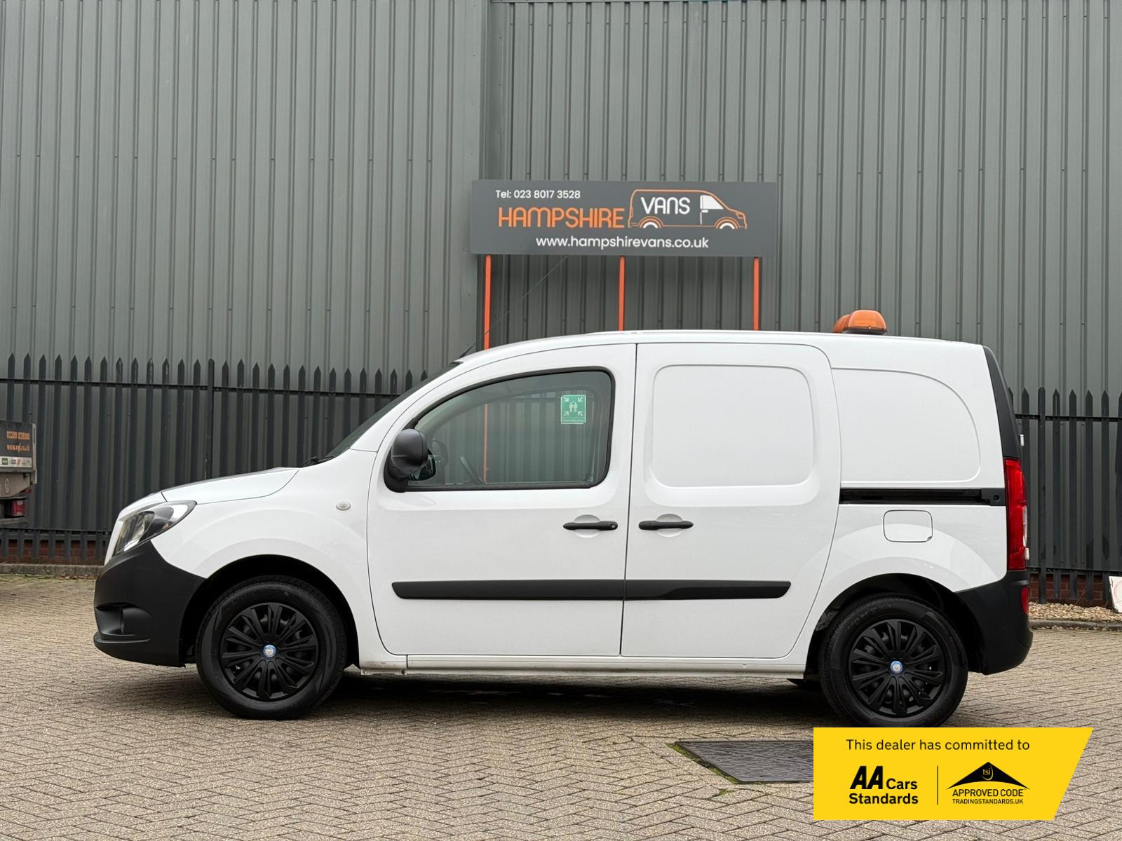 Mercedes-Benz Citan 1.5 109 CDI BlueEfficiency Panel Van 5dr Diesel Manual L2 Euro 6 (s/s) (90 ps)