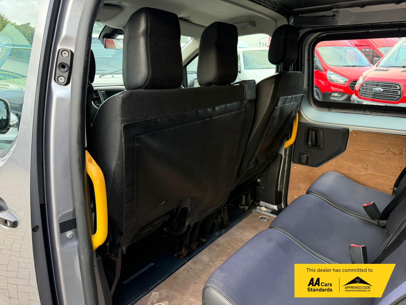 2020 Peugeot Expert 1.5 BlueHDi Compact Combi Van Double Cab 5dr Diesel Manual SWB Euro 6 (s/s) (100 ps) - Thumbnail 14