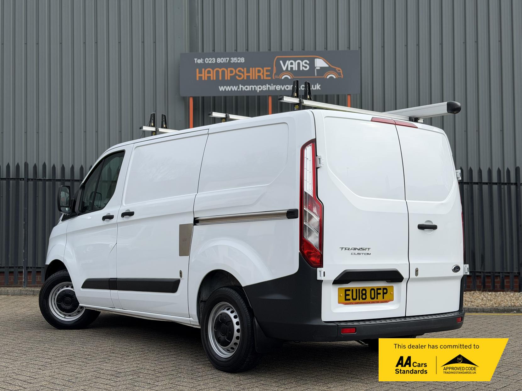 Ford Transit Custom 2.0 TDCi 290 Panel Van 5dr Diesel Manual L1 H1 (157 g/km, 104 bhp)
