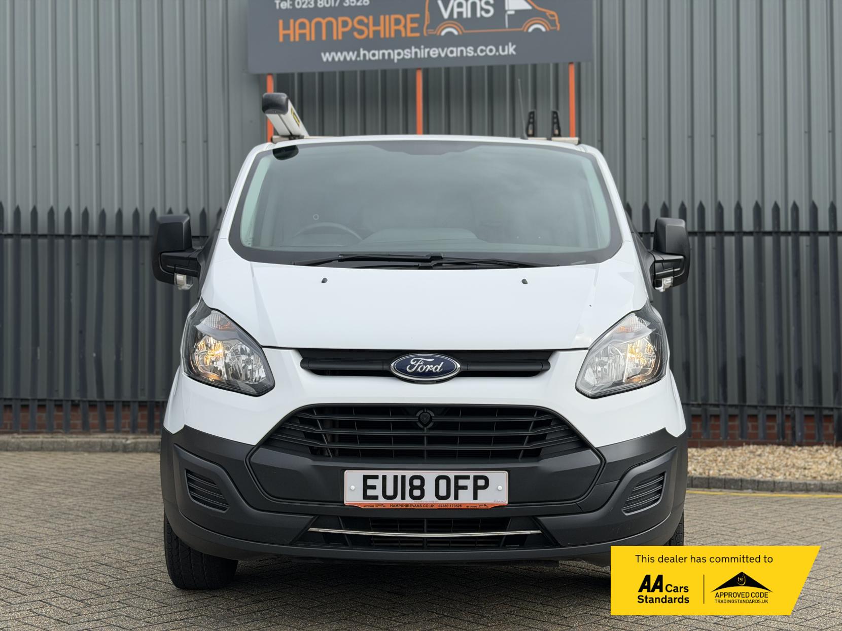 Ford Transit Custom 2.0 TDCi 290 Panel Van 5dr Diesel Manual L1 H1 (157 g/km, 104 bhp)