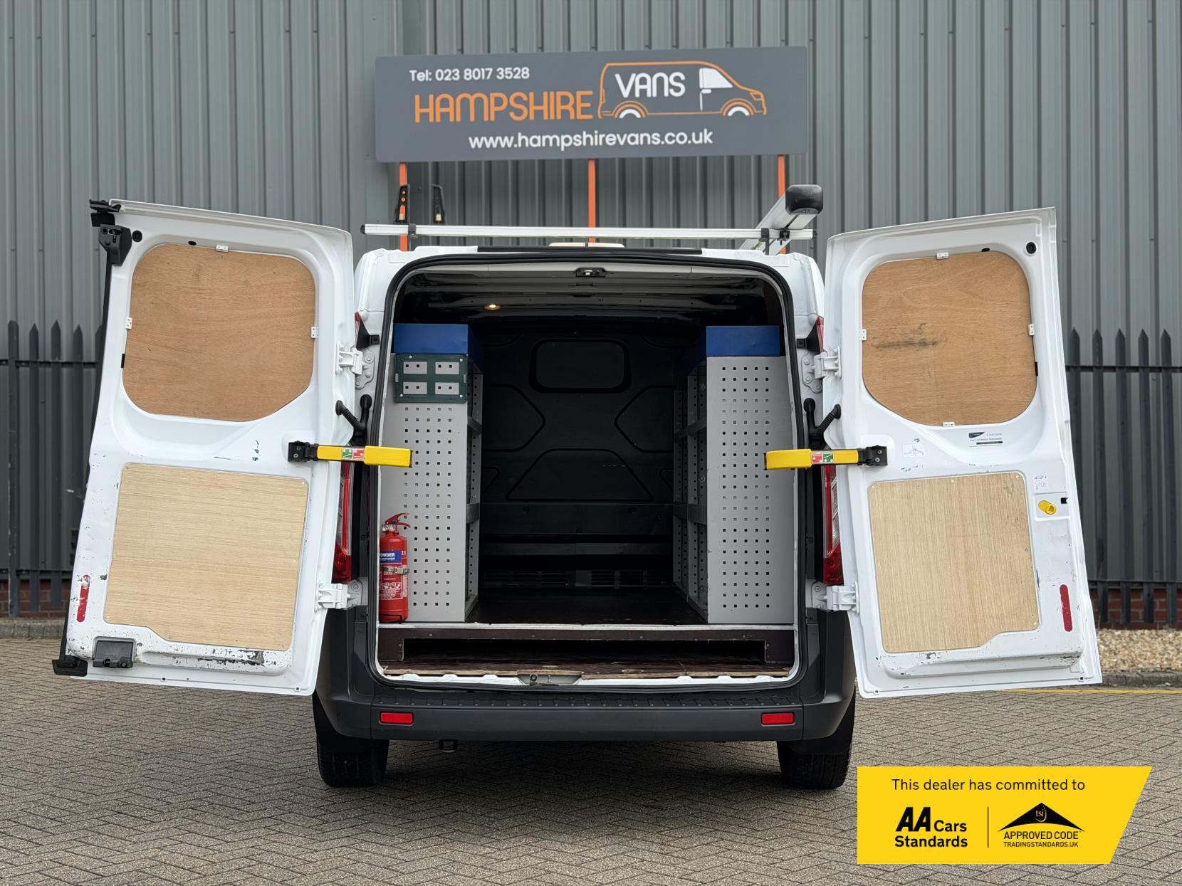 Ford Transit Custom 2.0 TDCi 290 Panel Van 5dr Diesel Manual L1 H1 (157 g/km, 104 bhp)