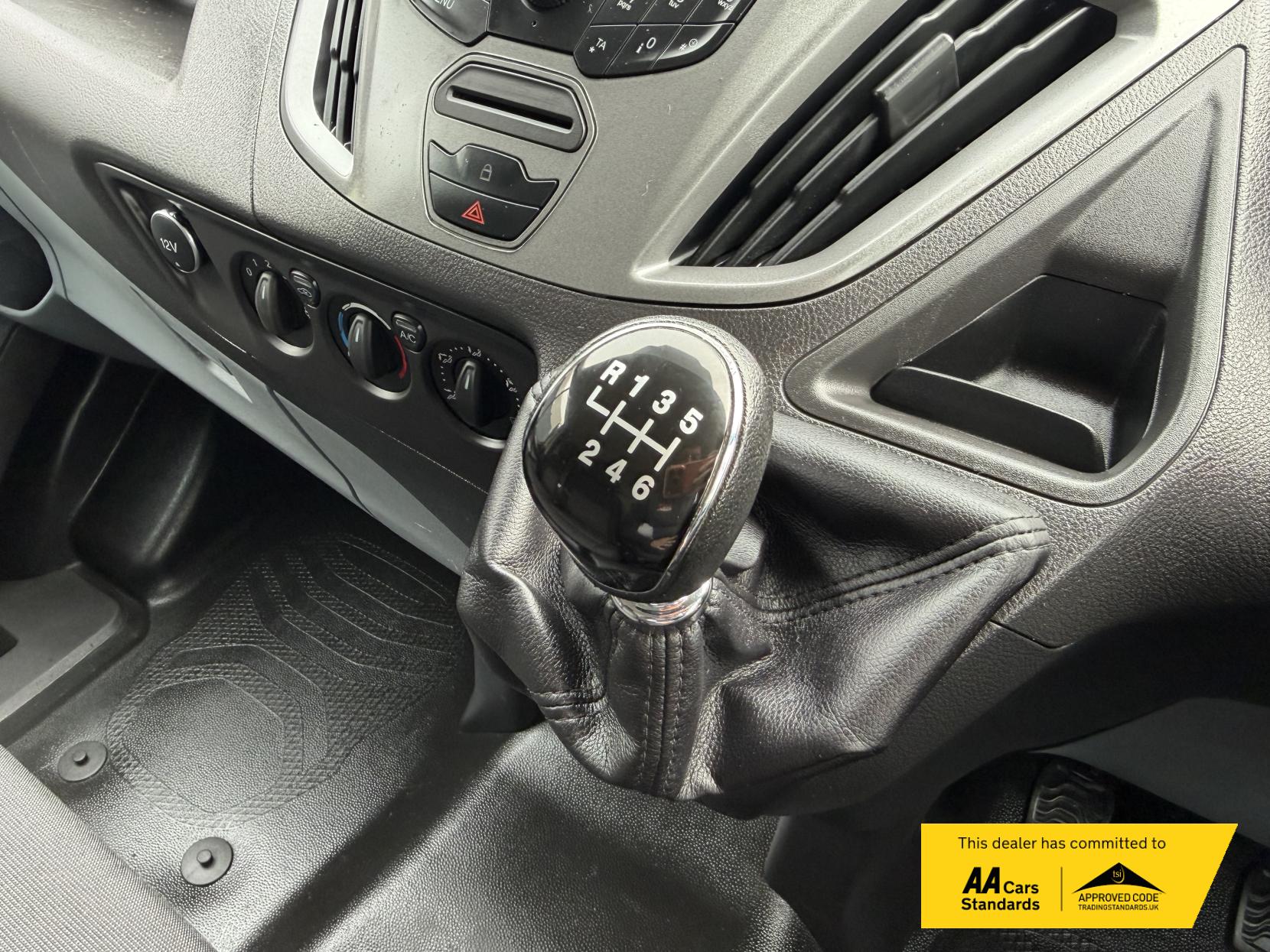 Ford Transit Custom 2.0 TDCi 290 Panel Van 5dr Diesel Manual L1 H1 (157 g/km, 104 bhp)