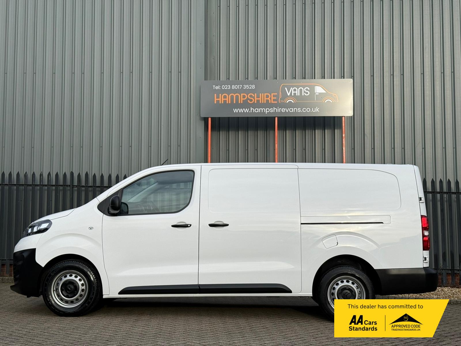 Vauxhall Vivaro 1.5 Turbo D 2900 Dynamic Panel Van 6dr Diesel Manual L2 H1 Euro 6 (s/s) (100 ps)