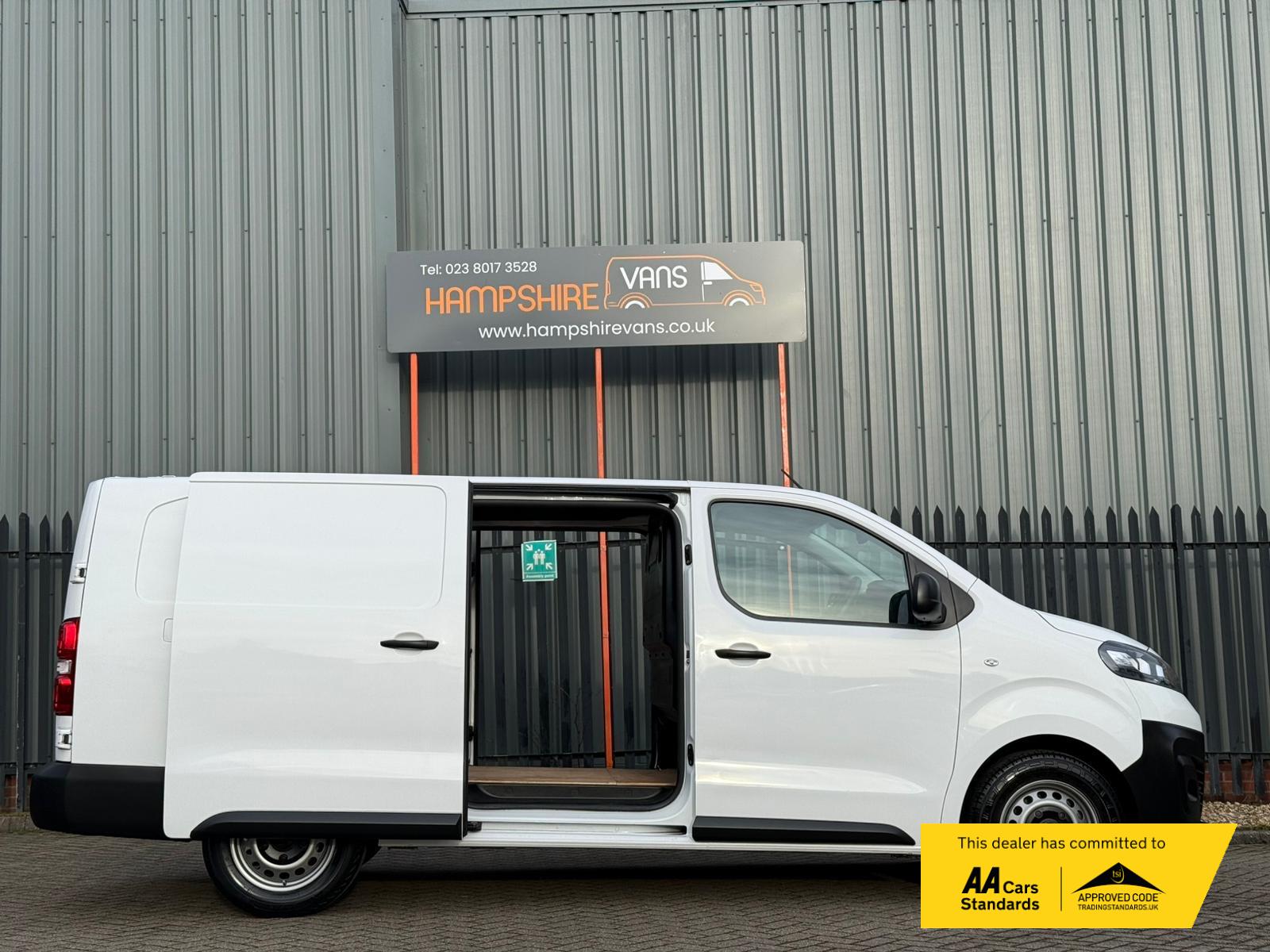 Vauxhall Vivaro 1.5 Turbo D 2900 Dynamic Panel Van 6dr Diesel Manual L2 H1 Euro 6 (s/s) (100 ps)