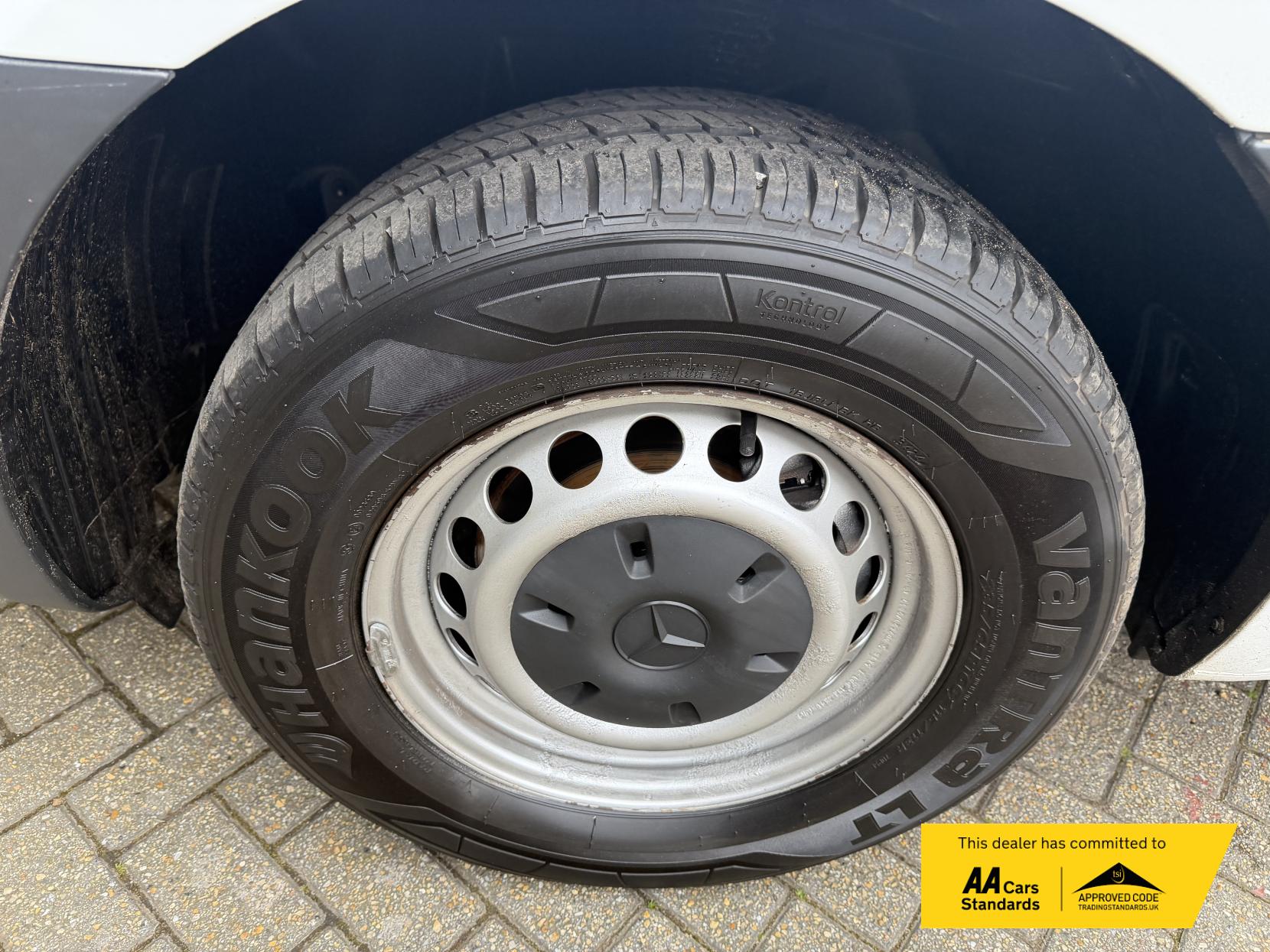 Mercedes-Benz Sprinter 2.0 315 CDI Progressive Panel Van 5dr Diesel Manual RWD L3 H2 Euro 6 (s/s) (150 ps)