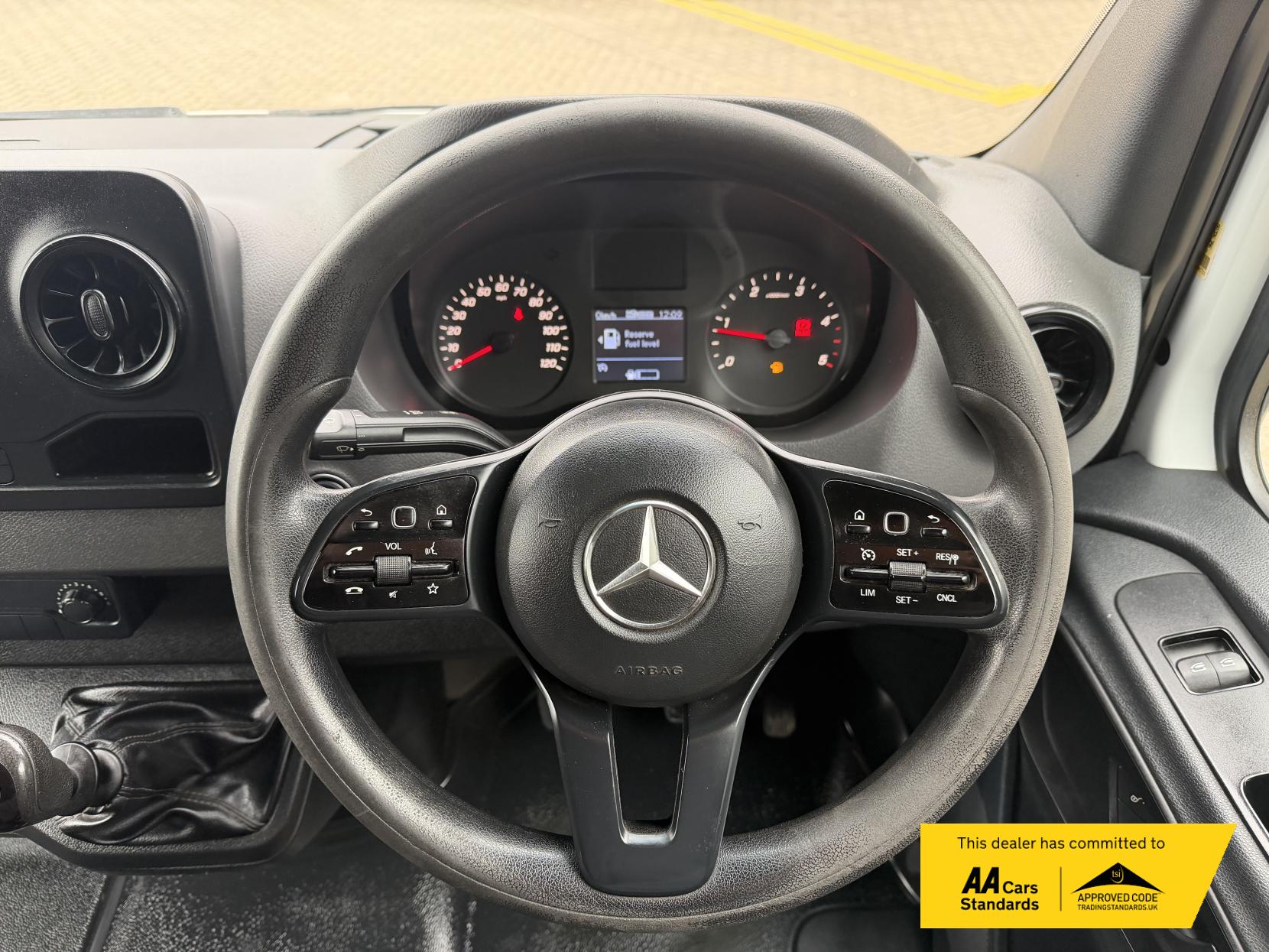 Mercedes-Benz Sprinter 2.0 315 CDI Progressive Panel Van 5dr Diesel Manual RWD L3 H2 Euro 6 (s/s) (150 ps)