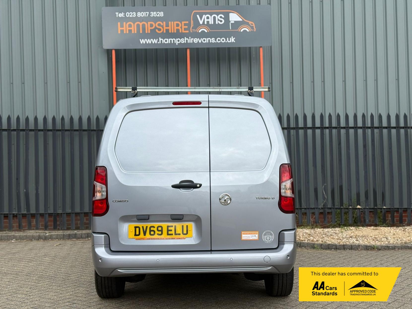 Vauxhall Combo 1.5 Turbo D 2300 Sportive Panel Van 4dr Diesel Manual L2 H1 Euro 6 (s/s) (100 ps)