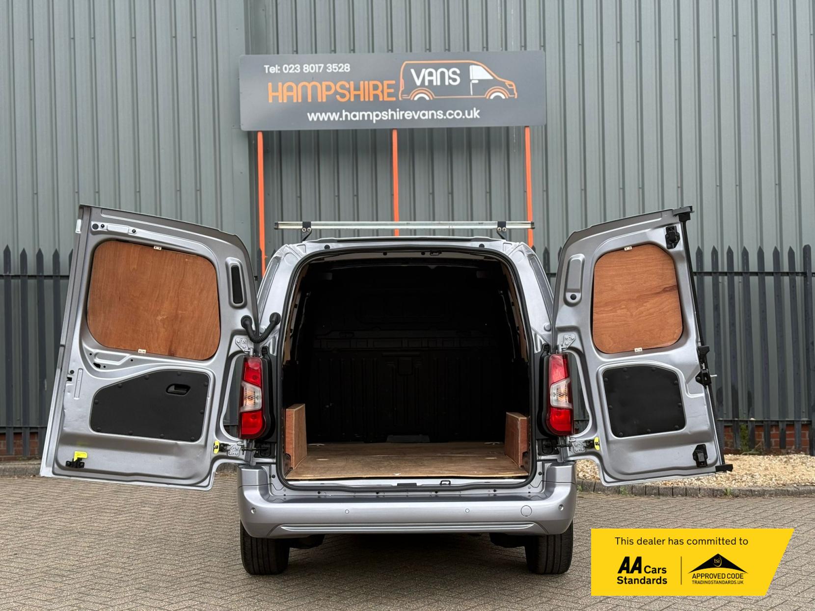 Vauxhall Combo 1.5 Turbo D 2300 Sportive Panel Van 4dr Diesel Manual L2 H1 Euro 6 (s/s) (100 ps)