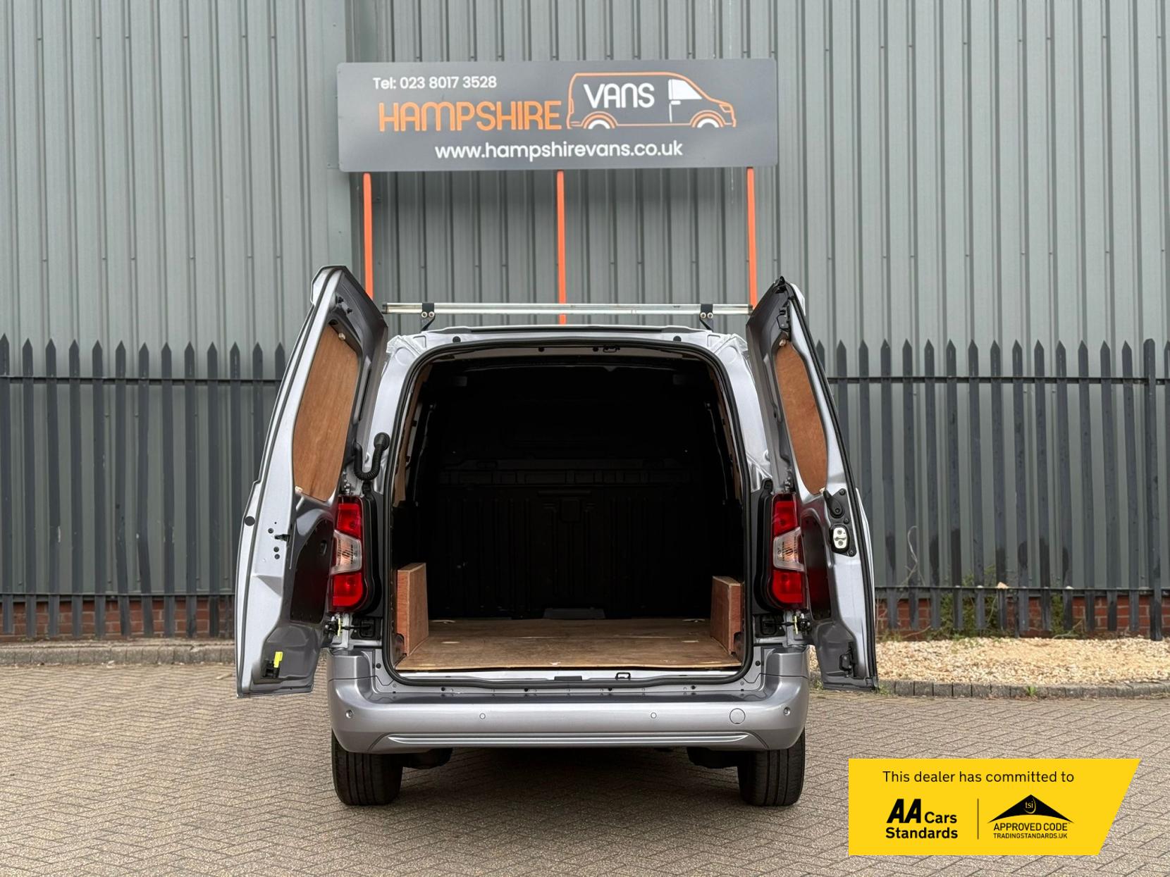 Vauxhall Combo 1.5 Turbo D 2300 Sportive Panel Van 4dr Diesel Manual L2 H1 Euro 6 (s/s) (100 ps)