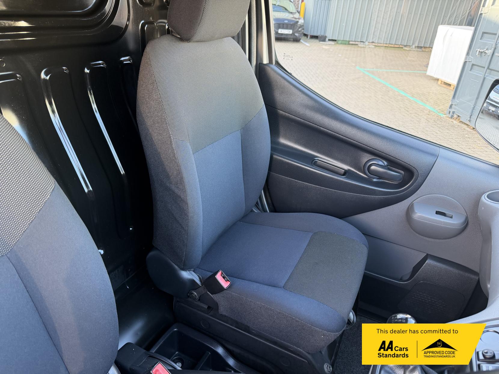 Nissan NV200 1.5 dCi Acenta Panel Van 6dr Diesel Manual SWB Euro 6 (90 ps)