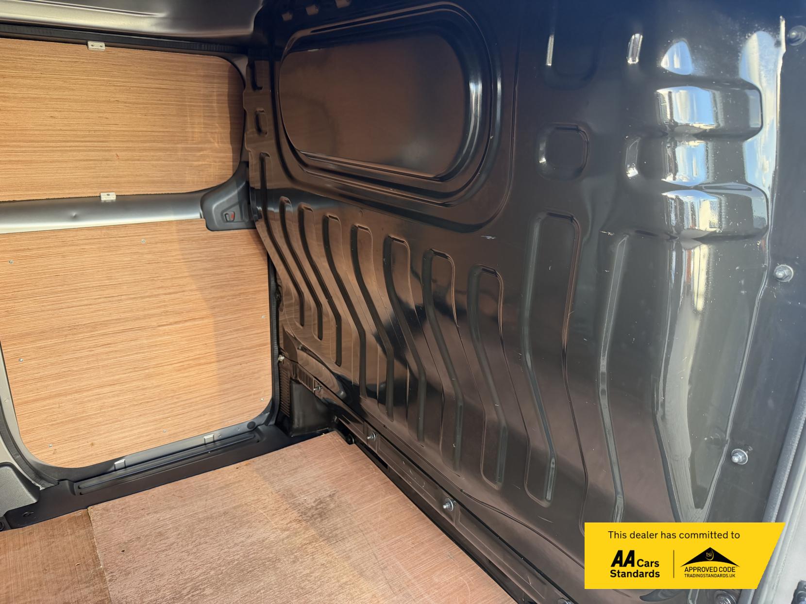 Nissan NV200 1.5 dCi Acenta Panel Van 6dr Diesel Manual SWB Euro 6 (90 ps)