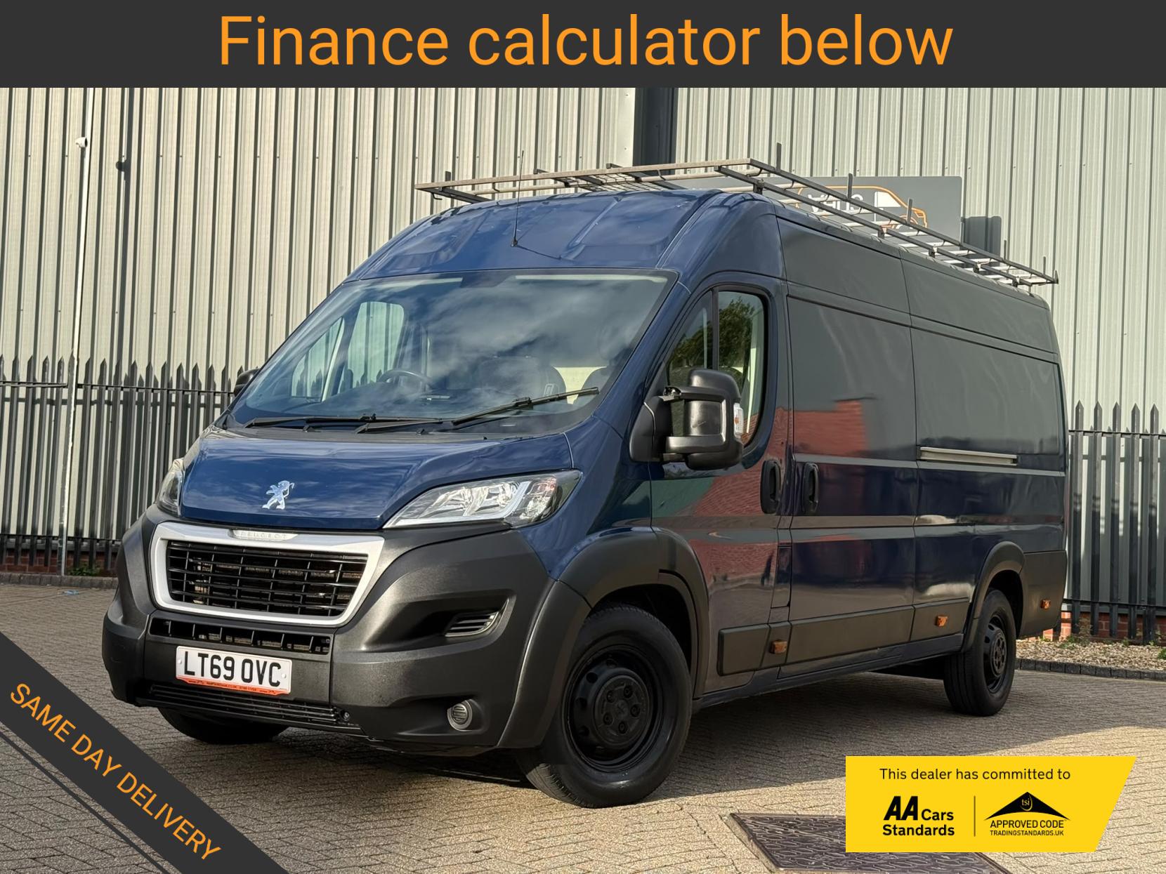 2019 Peugeot Boxer 2.2 BlueHDi 435 Professional Panel Van 5dr Diesel Manual L4 H2 Euro 6 (s/s) (140 ps) - Thumbnail 2