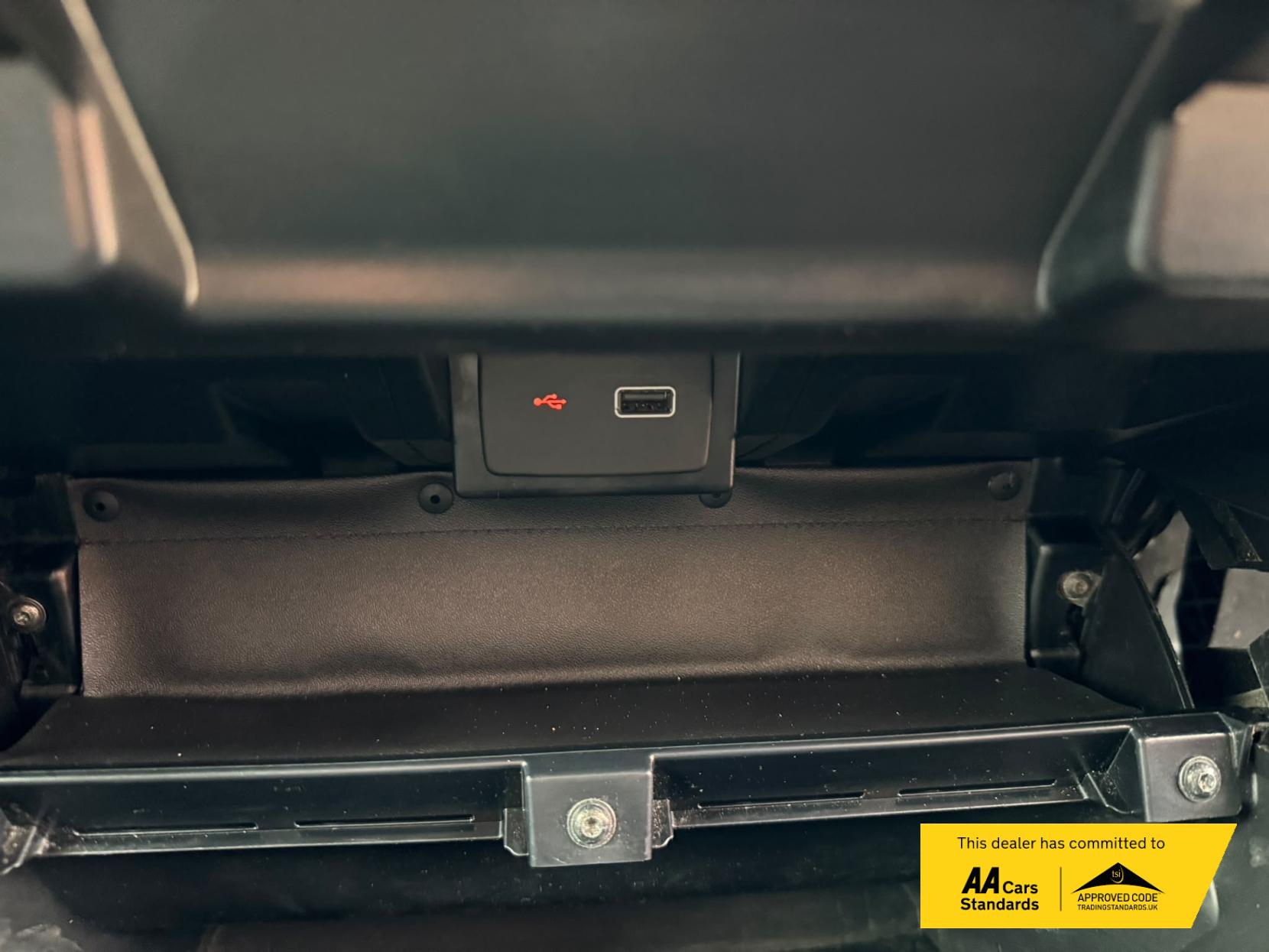 2019 Peugeot Boxer 2.2 BlueHDi 435 Professional Panel Van 5dr Diesel Manual L4 H2 Euro 6 (s/s) (140 ps) - Thumbnail 42