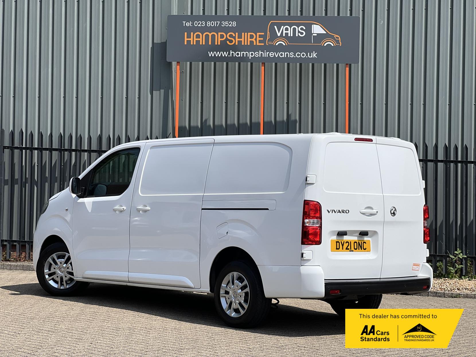 Vauxhall Vivaro 2.0 Turbo D 3100 Sportive Panel Van 5dr Diesel Auto L2 H1 Euro 6 (s/s) (120 ps)