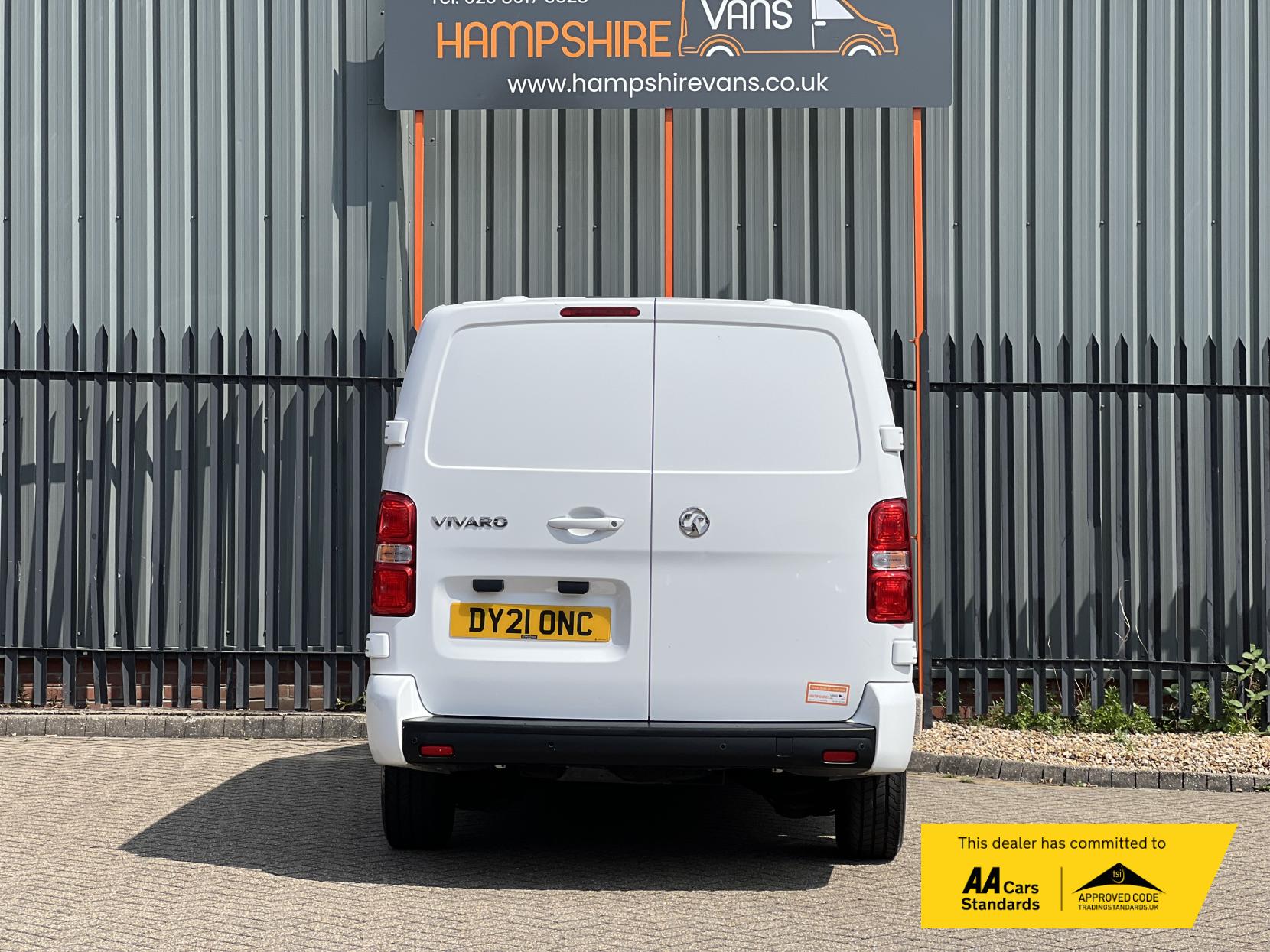 Vauxhall Vivaro 2.0 Turbo D 3100 Sportive Panel Van 5dr Diesel Auto L2 H1 Euro 6 (s/s) (120 ps)