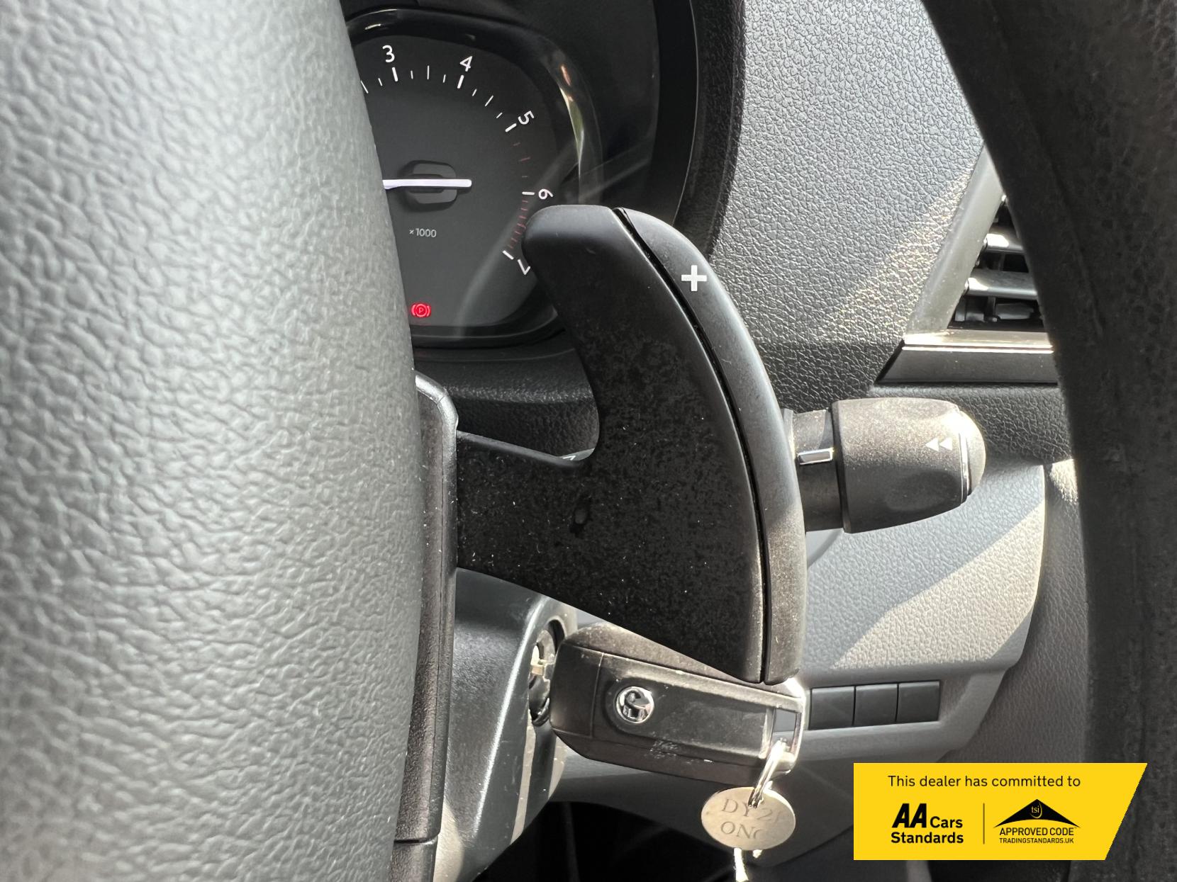 Vauxhall Vivaro 2.0 Turbo D 3100 Sportive Panel Van 5dr Diesel Auto L2 H1 Euro 6 (s/s) (120 ps)