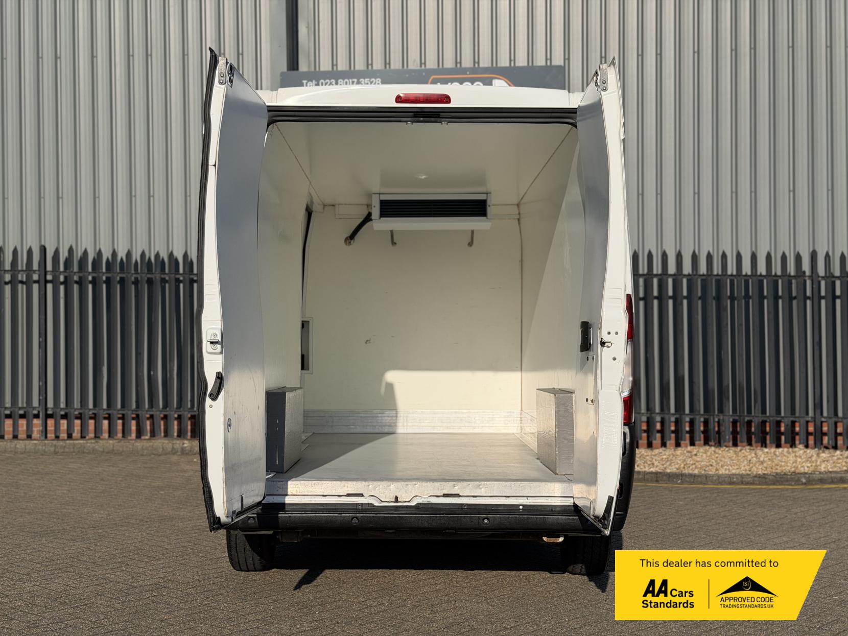 Citroen Relay 2.0 BlueHDi 35 Enterprise Panel Van 5dr Diesel Manual L3 High Roof Euro 6 (130 ps)