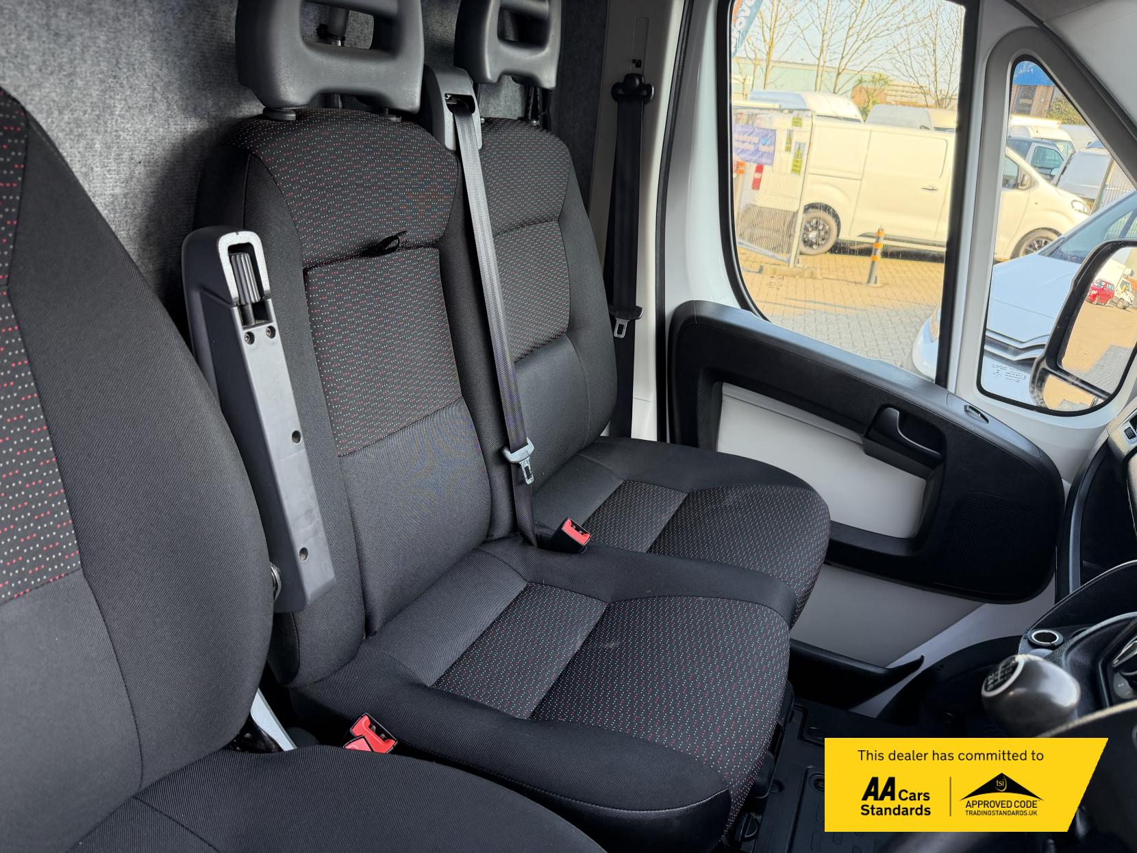 Citroen Relay 2.0 BlueHDi 35 Enterprise Panel Van 5dr Diesel Manual L3 High Roof Euro 6 (130 ps)