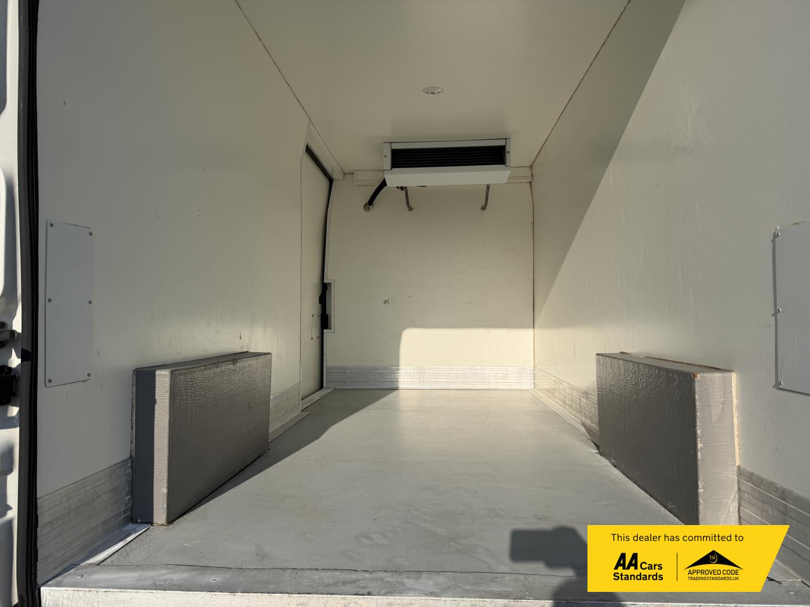 Citroen Relay 2.0 BlueHDi 35 Enterprise Panel Van 5dr Diesel Manual L3 High Roof Euro 6 (130 ps)