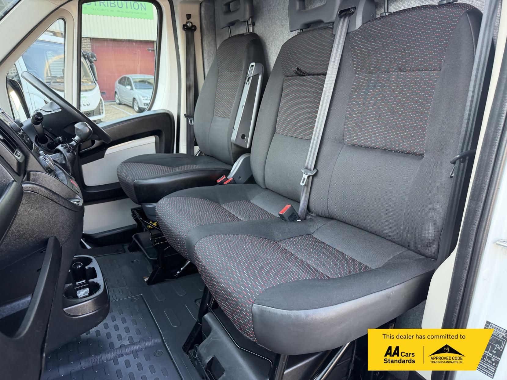 Citroen Relay 2.0 BlueHDi 35 Enterprise Panel Van 5dr Diesel Manual L3 High Roof Euro 6 (130 ps)