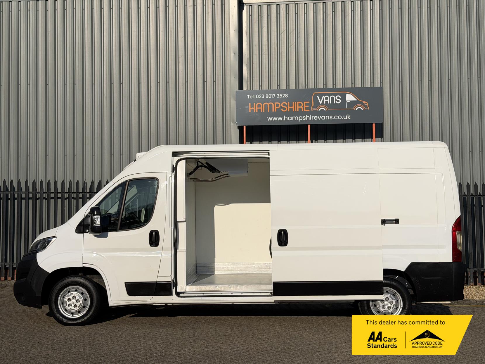 Citroen Relay 2.0 BlueHDi 35 Enterprise Panel Van 5dr Diesel Manual L3 High Roof Euro 6 (130 ps)