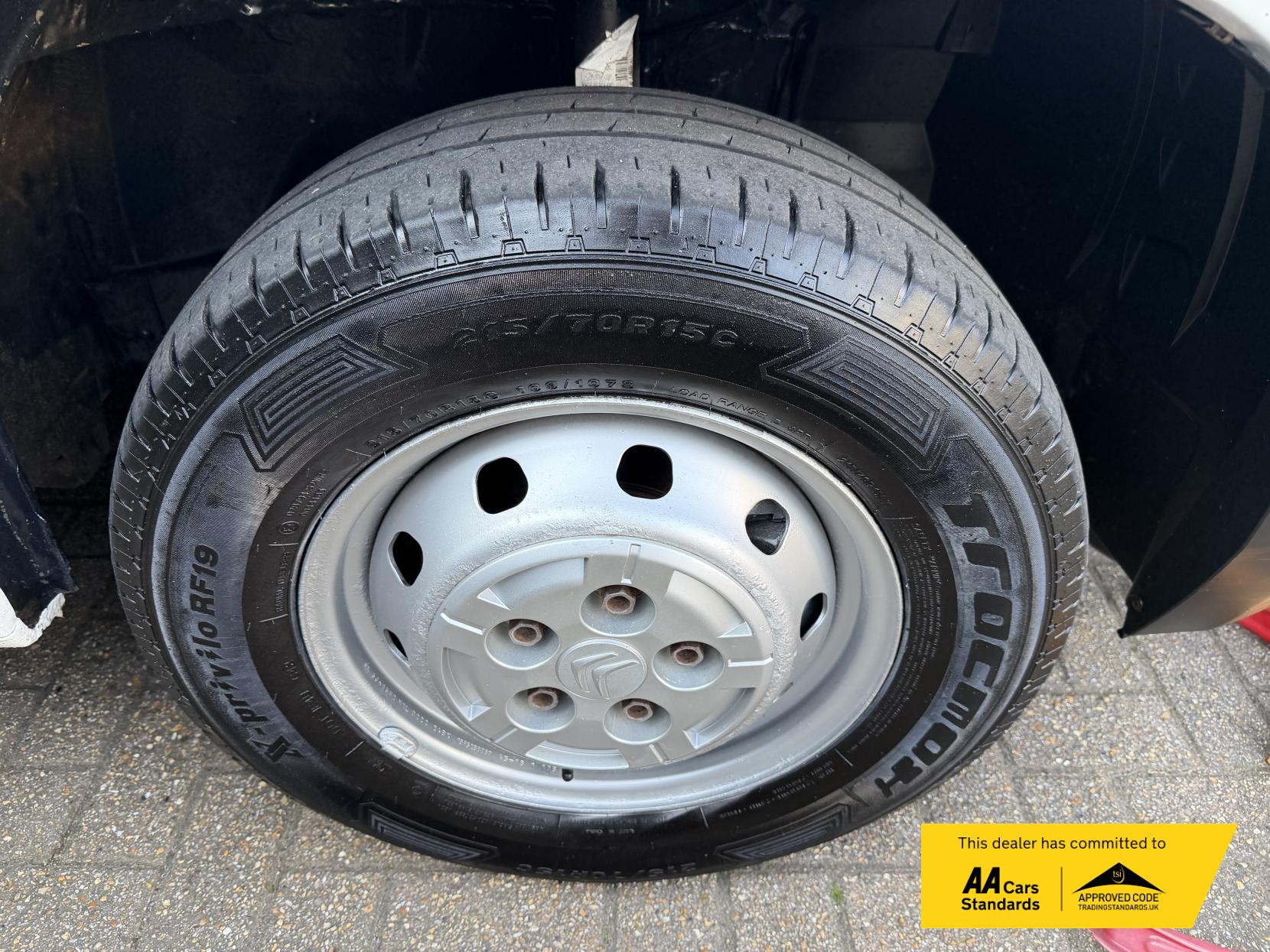 Citroen Relay 2.0 BlueHDi 35 Enterprise Panel Van 5dr Diesel Manual L3 High Roof Euro 6 (130 ps)