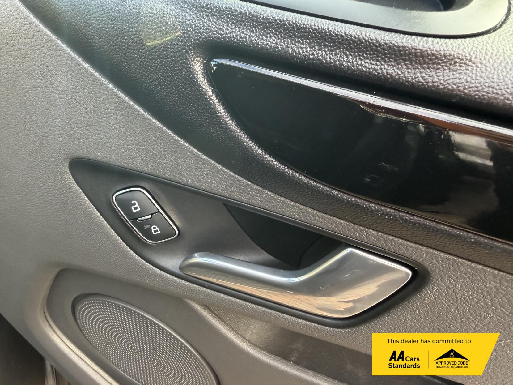 Ford Transit Custom 1.0 Limited Panel Van (2017 - 2023)