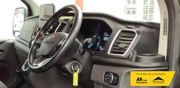 Ford Transit Custom 1.0 340 EcoBoost 13.6kWh Limited Panel Van 5dr Petrol Plug-in Hybrid Auto L1 H1 Euro 6 (126 ps)