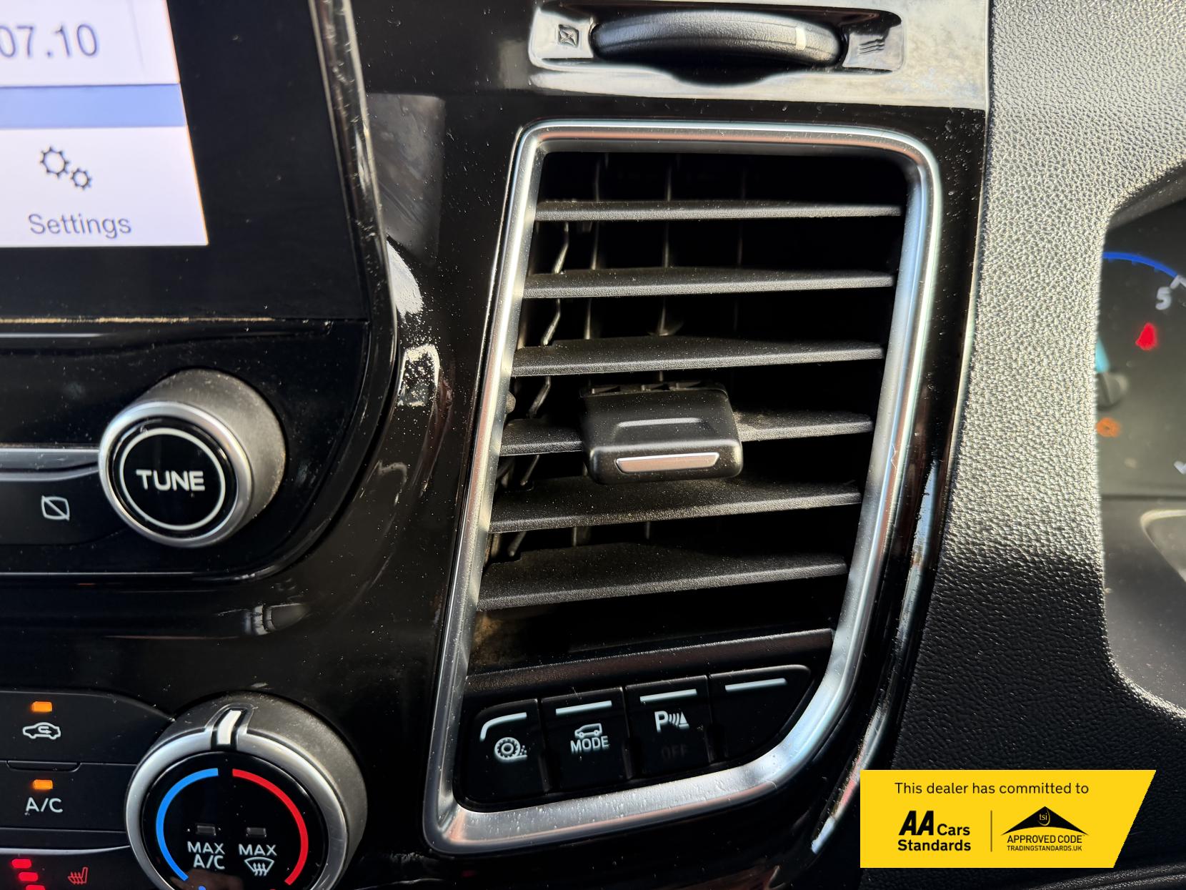 Ford Transit Custom 1.0 Limited Panel Van (2017 - 2023)