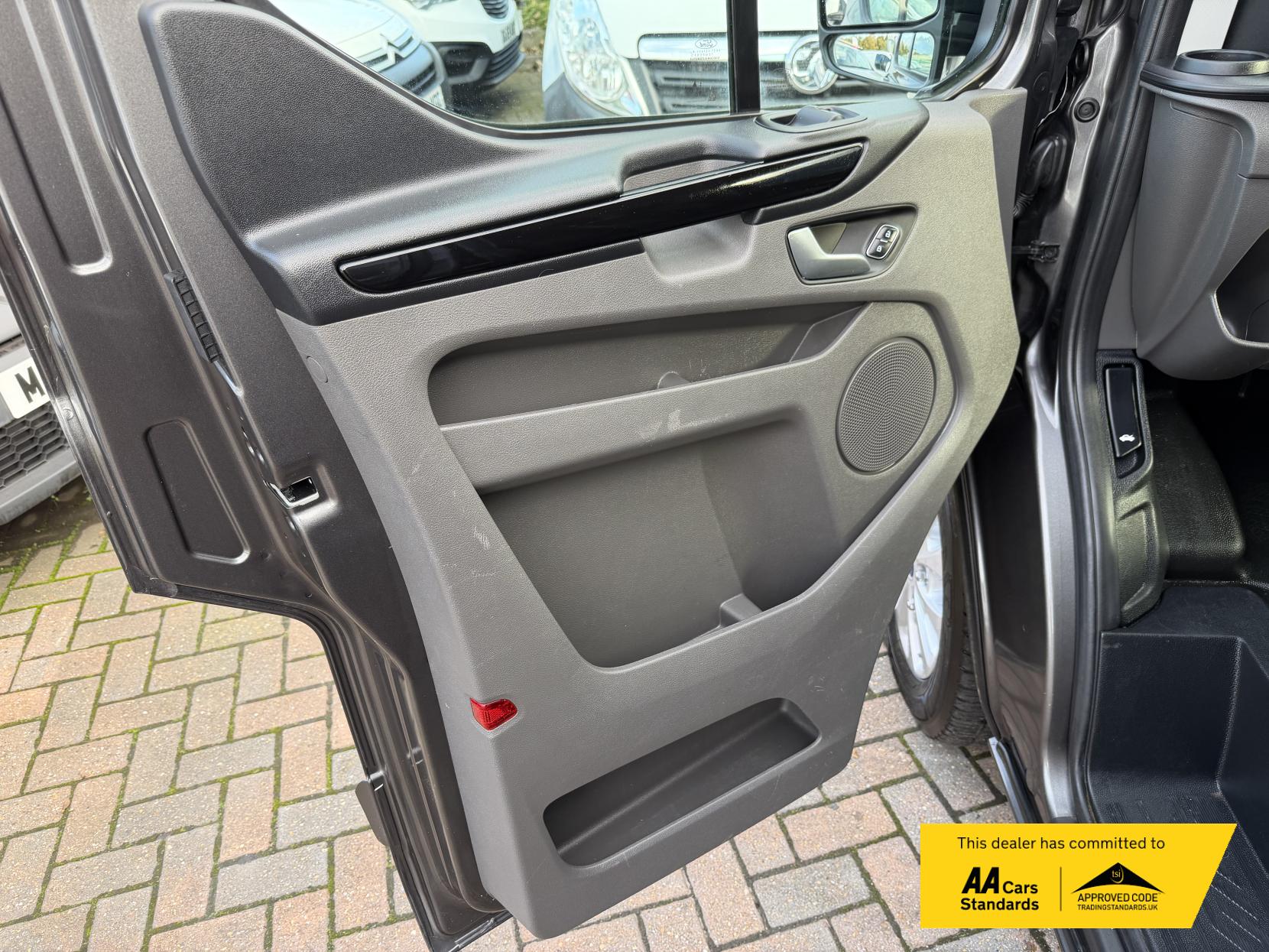 Ford Transit Custom 1.0 Limited Panel Van (2017 - 2023)