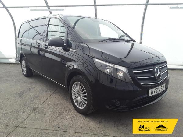 Mercedes-Benz Vito 2.0 114 CDI Premium Panel Van 5dr Diesel G-Tronic RWD L2 Euro 6 (s/s) (LWB) (136 ps)