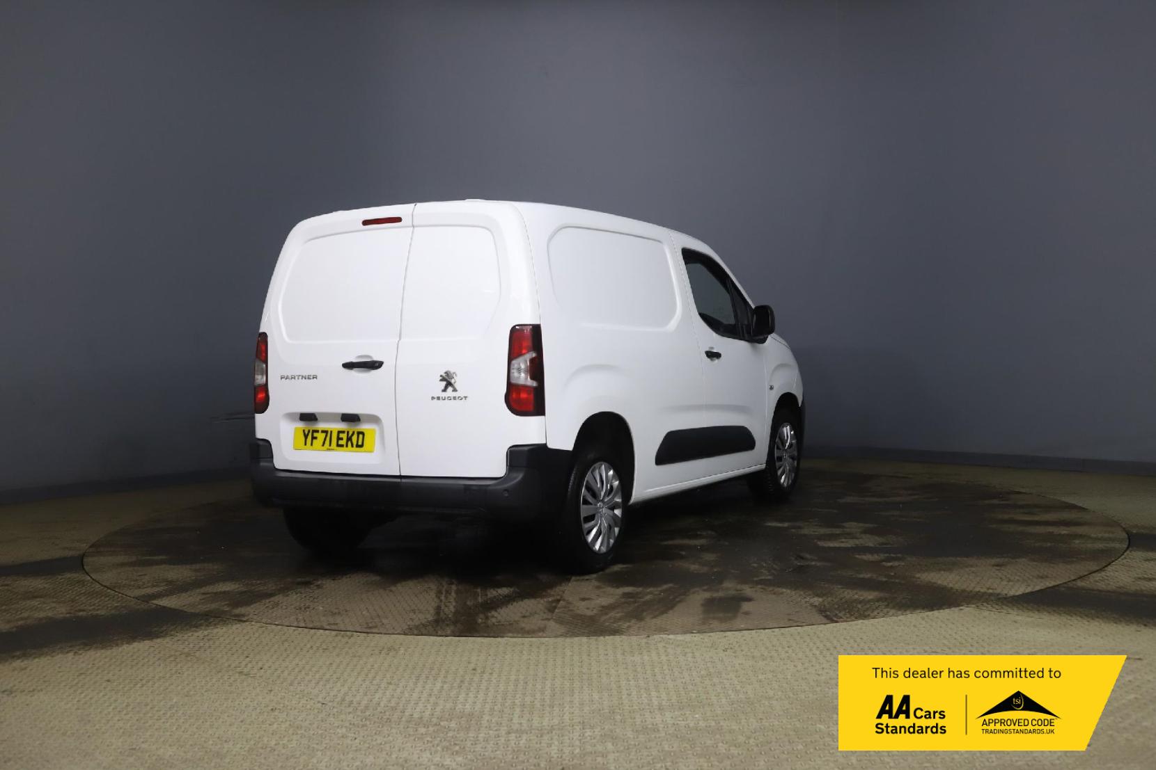 Peugeot Partner 1.5 BlueHDi 1000 Professional Premium Standard Panel Van 5dr Diesel Manual SWB Euro 6 (100 bhp)