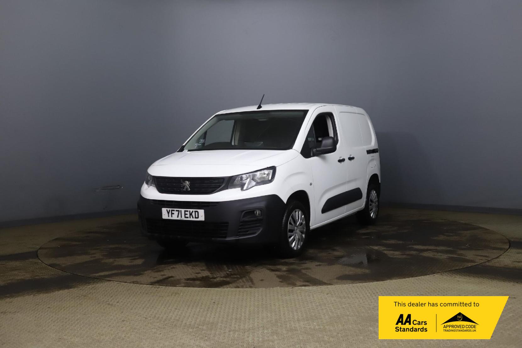 Peugeot Partner 1.5 BlueHDi 1000 Professional Premium Standard Panel Van 5dr Diesel Manual SWB Euro 6 (100 bhp)