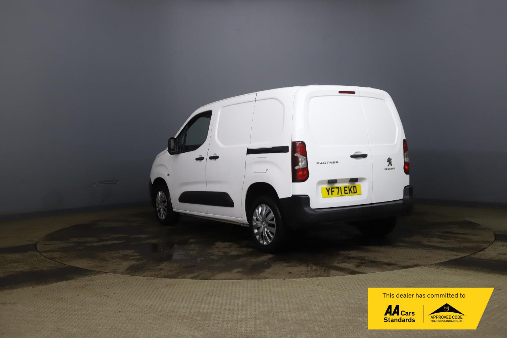 Peugeot Partner 1.5 BlueHDi 1000 Professional Premium Standard Panel Van 5dr Diesel Manual SWB Euro 6 (100 bhp)