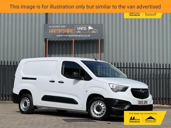 Vauxhall Combo 1.5 Turbo D 2300 Dynamic Panel Van 4dr Diesel Manual L2 H1 Euro 6 (100 ps)