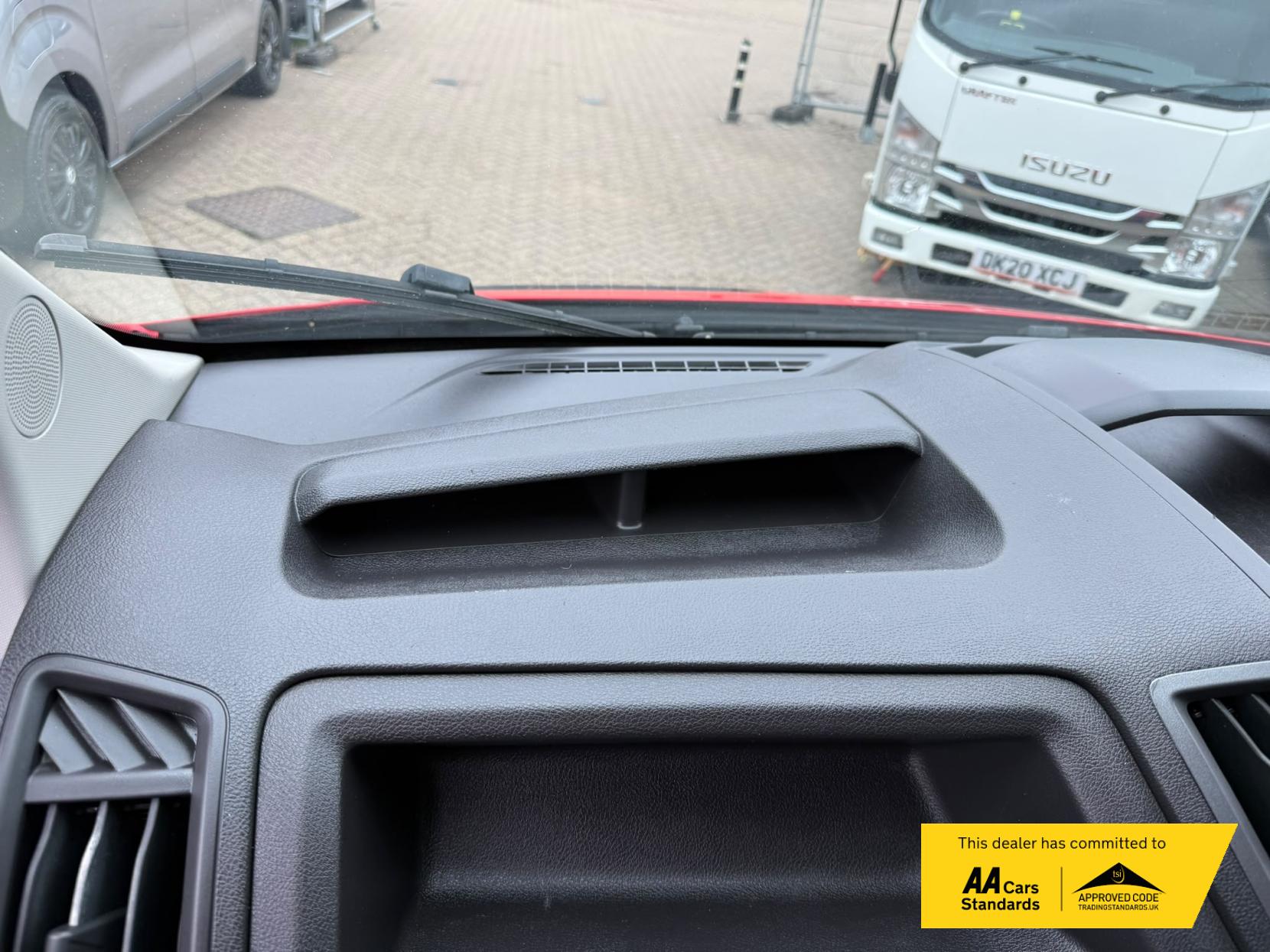 2018 Ford Transit 2.0 350 EcoBlue Panel Van 5dr Diesel Manual RWD L3 H2 Euro 6 (130 ps) - Thumbnail 36